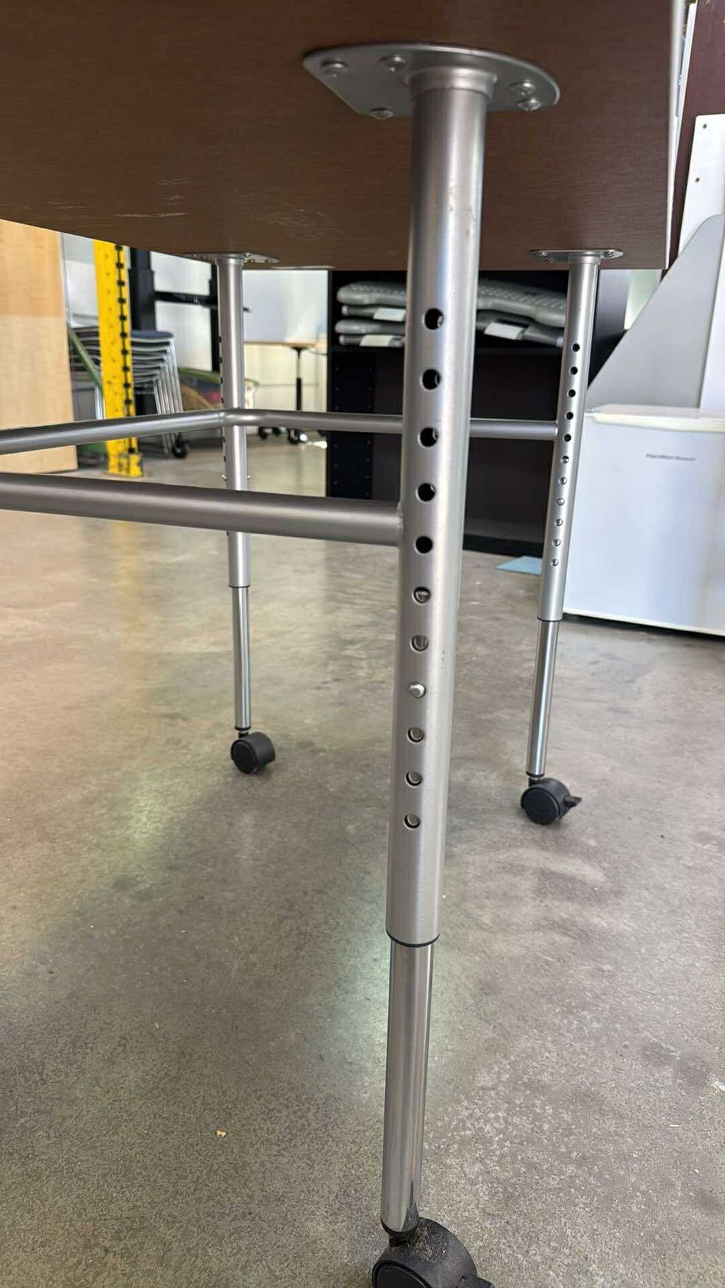 Herman Miller Height-Adjustable Rolling Table – 48" x 24"