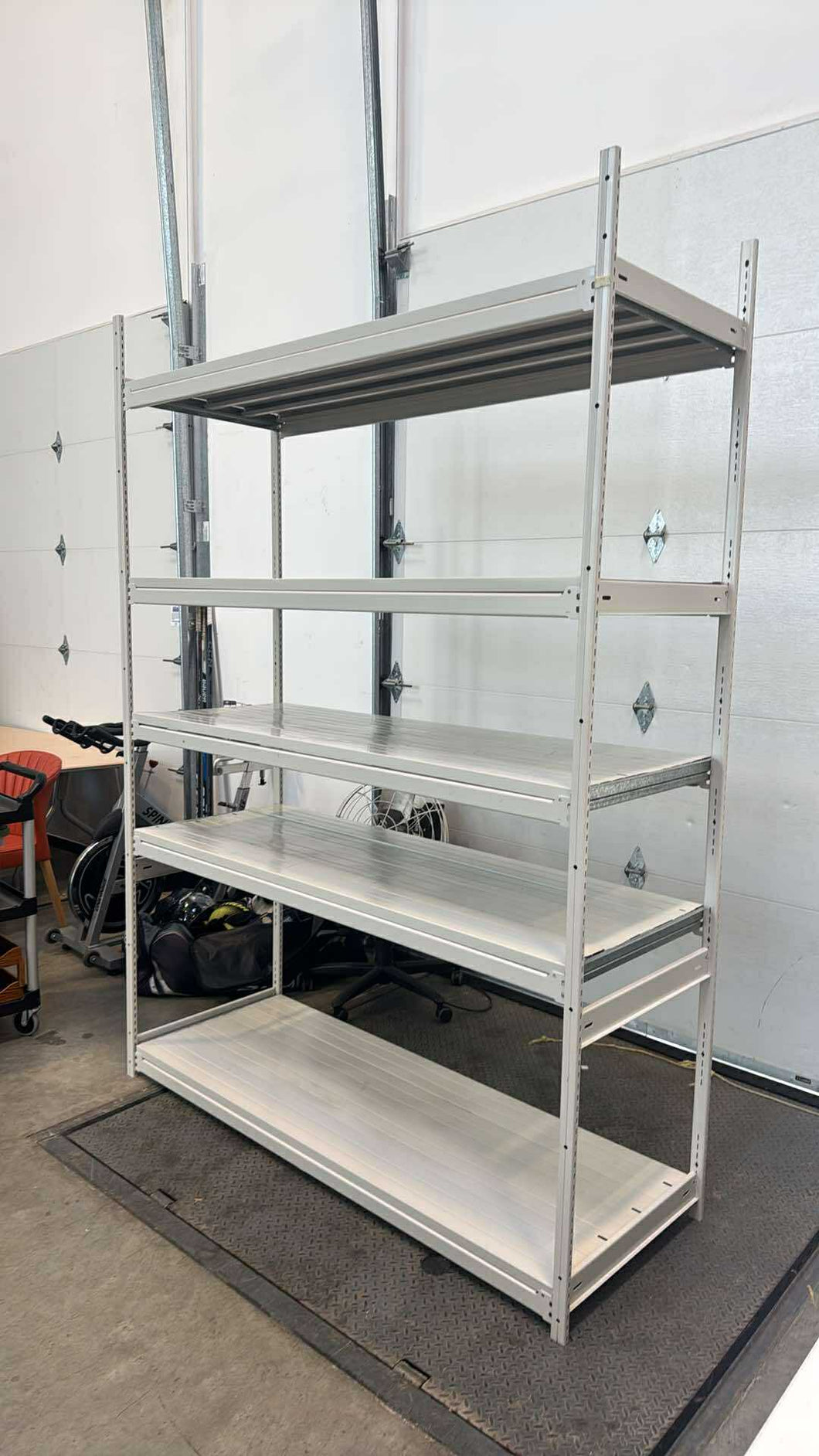 Used Heavy Duty Industrial Metal Shelving
