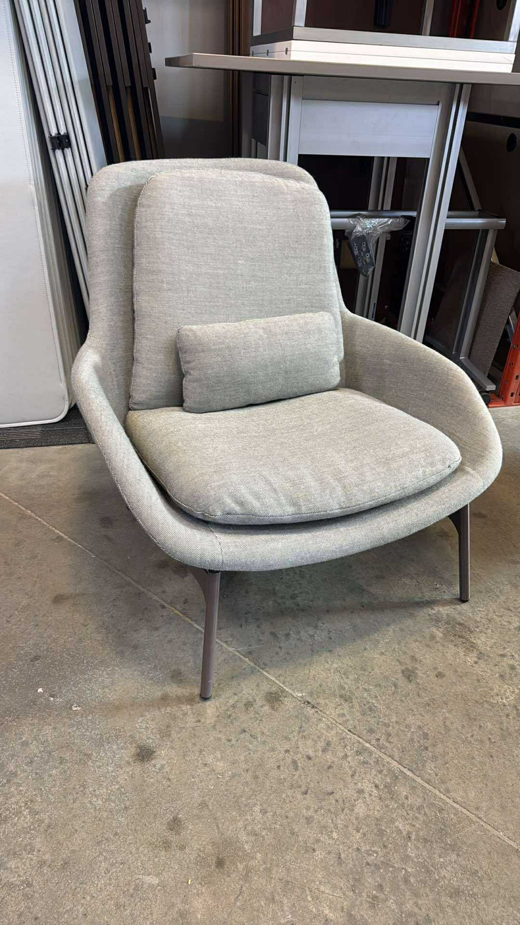 Used BluDot 