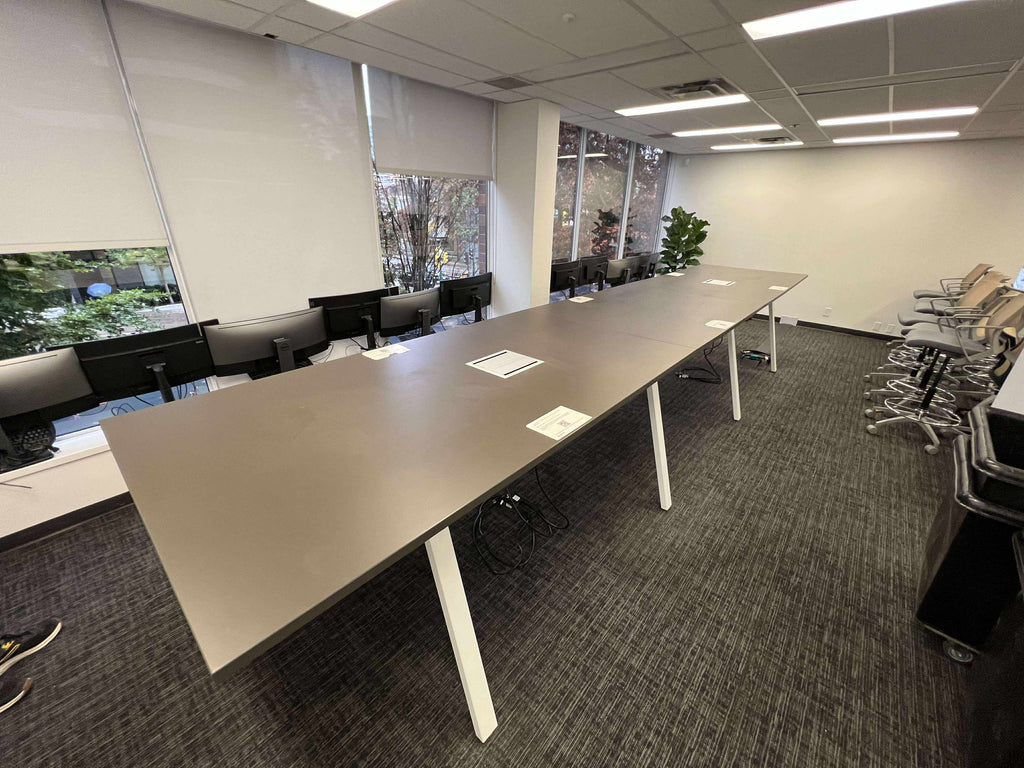 Enwork Equilibrium Standing-Height Collaboration Table – 20′ × 4′ (Powered)