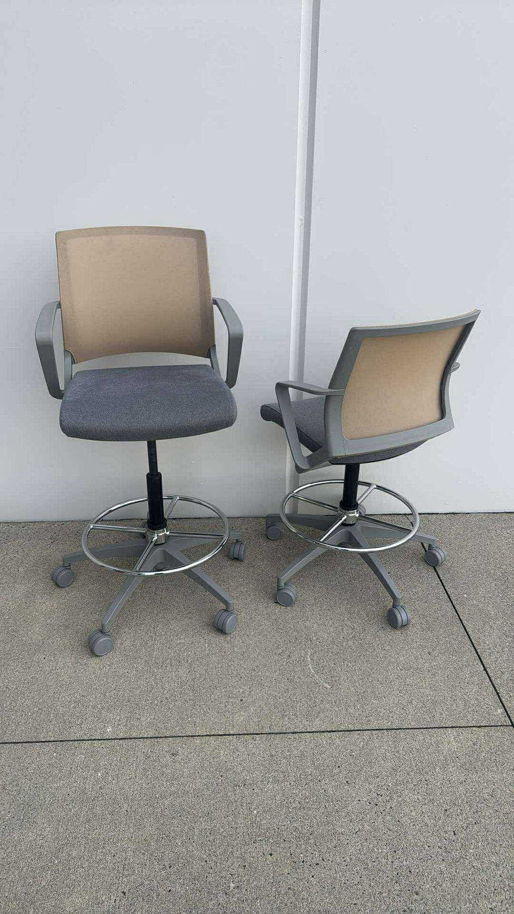 Sit-On-It Movi Task Stool