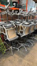 Load image into Gallery viewer, Used Sit-On-It Movi Task Stools
