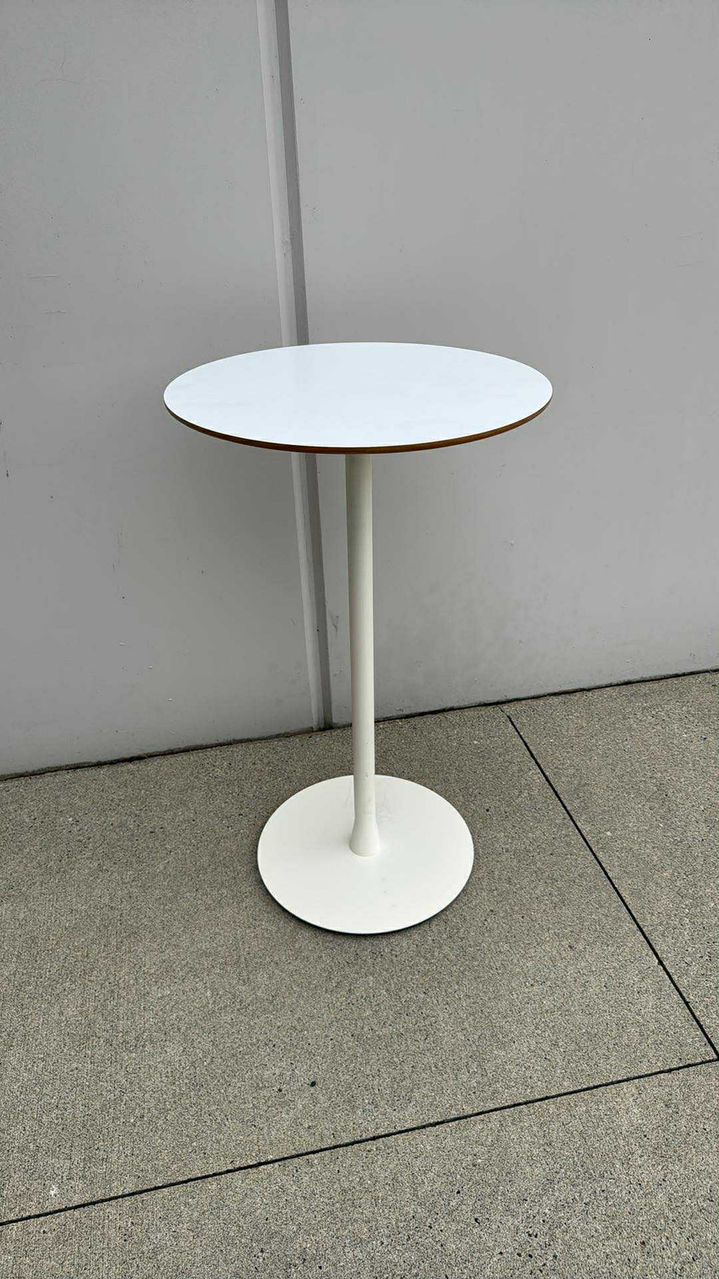 Standing/Bar Height Bistro Round Table (White Finish) - 24"
