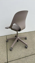 Load image into Gallery viewer, Used Herman Miller Zeph Task Chair
