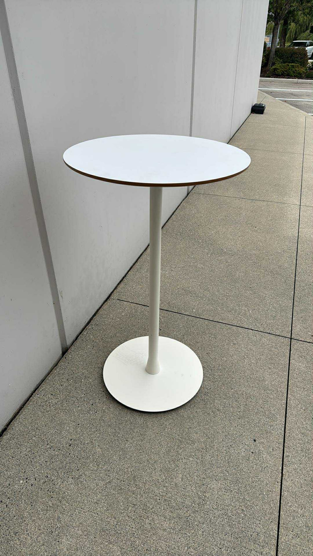 Standing/Bar Height Bistro Round Table (White Finish) - 24"