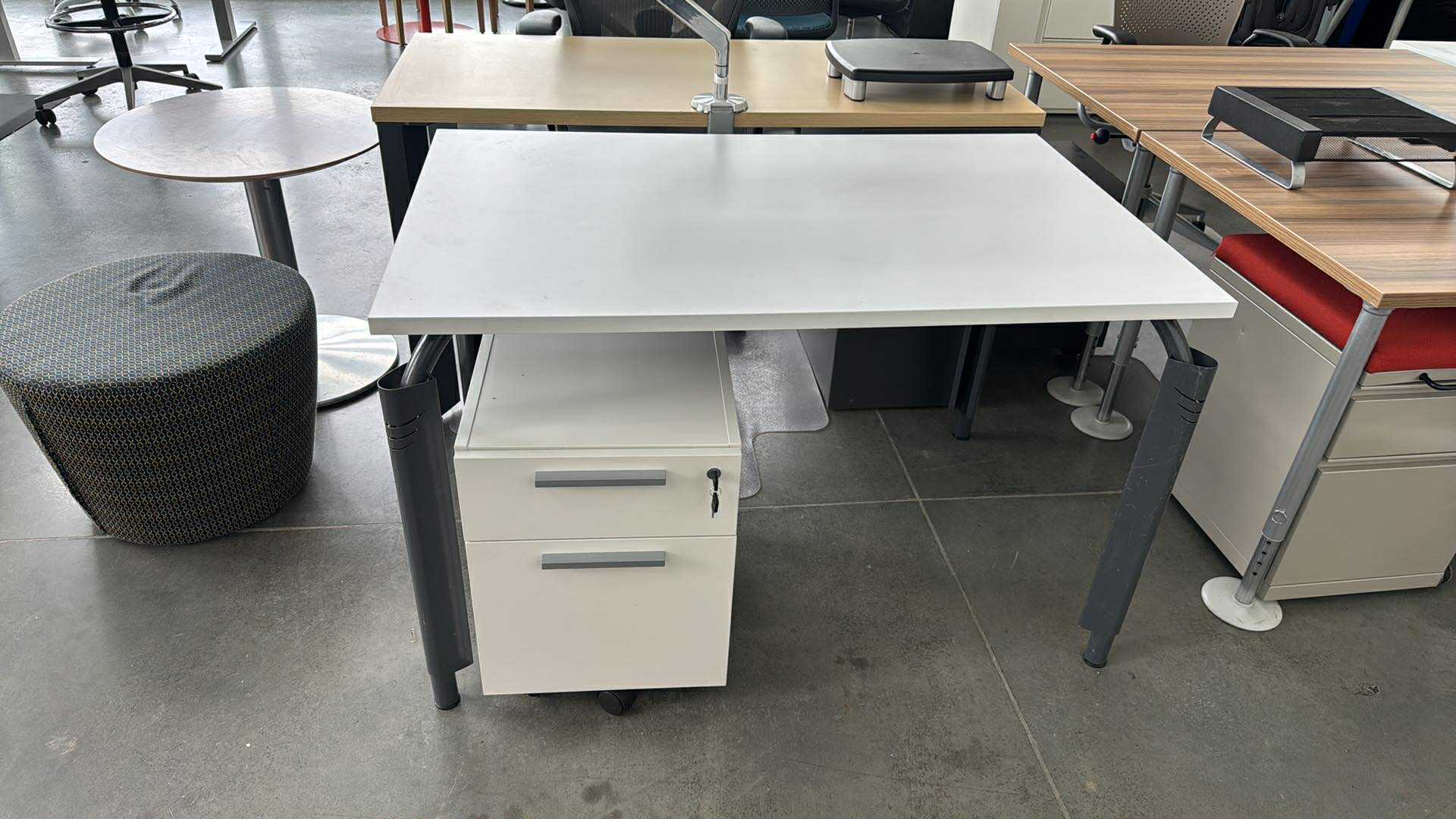 Steelcase Single Desk - 46" x 29"