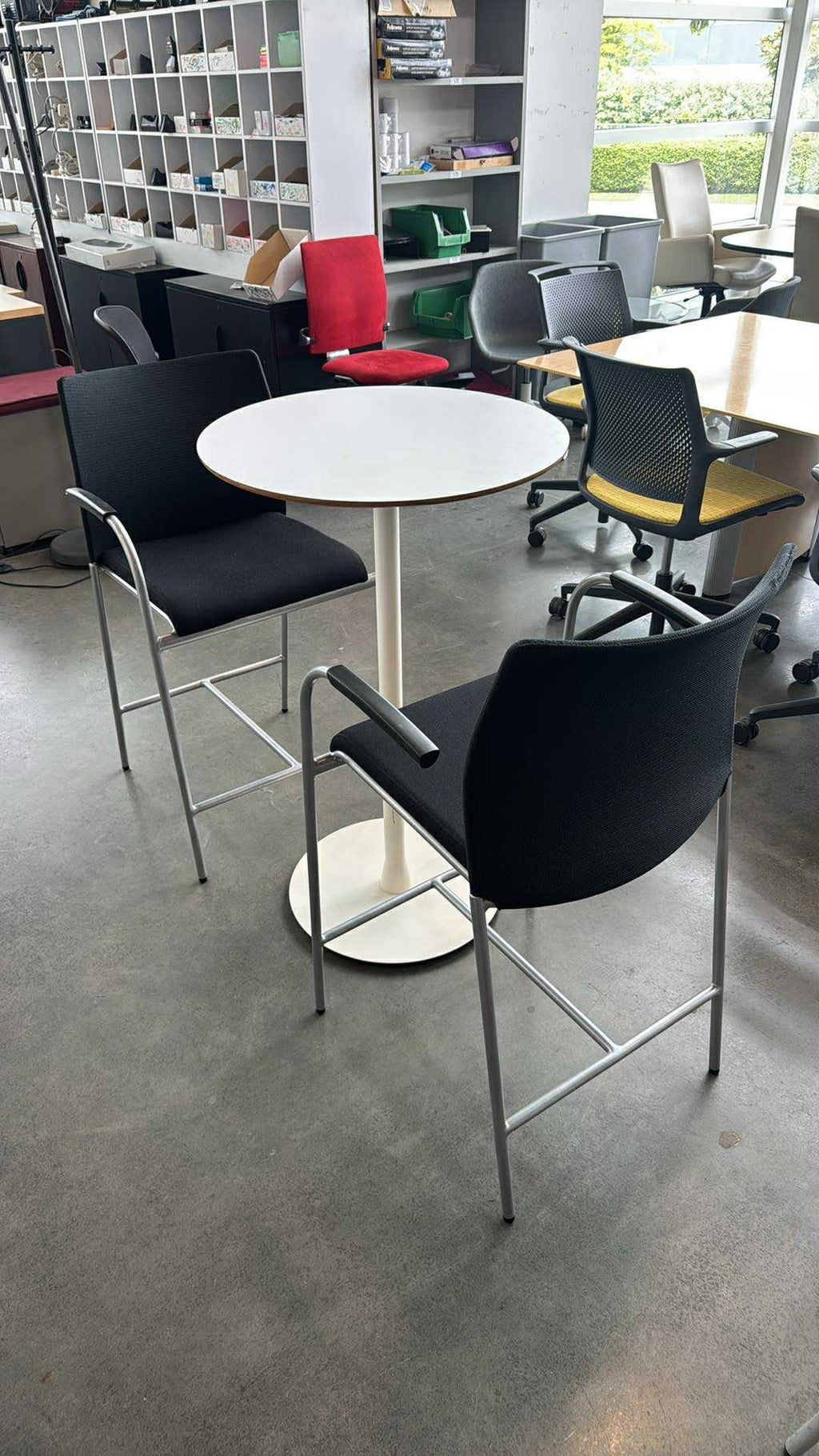 Standing/Bar Height Bistro Round Table (White Finish) - 24"