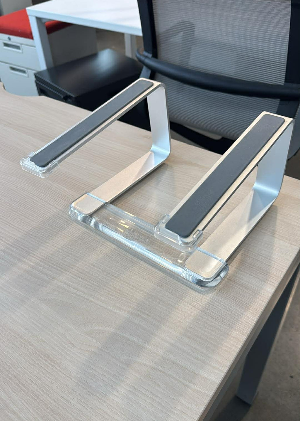 Griffin Elevator Brushed Aluminum Laptop Stand
