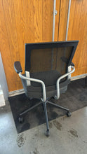 Load image into Gallery viewer, Used "Sit-On-It Focus" Office Chair
