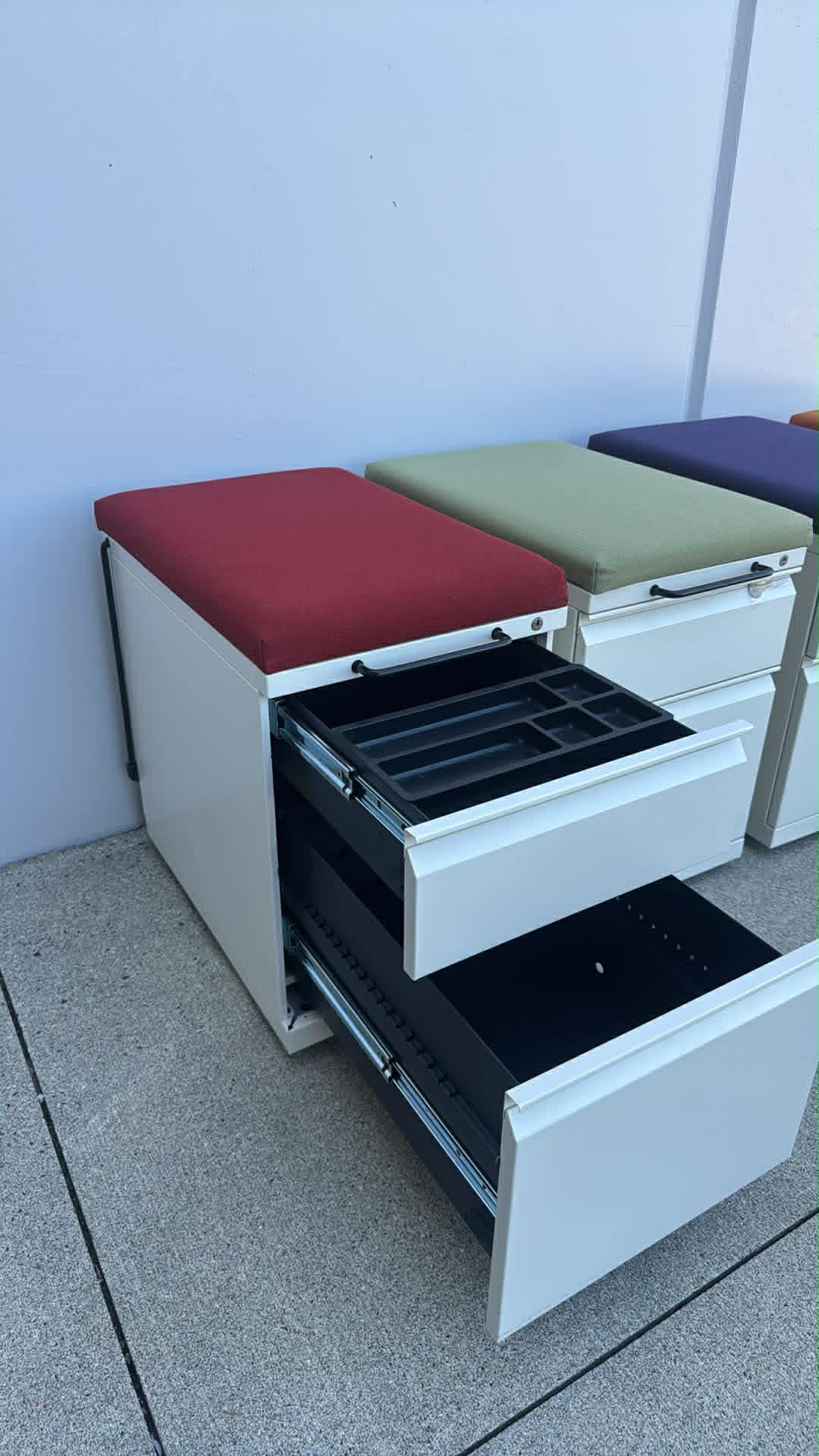 Herman Miller Meridian Mobile Pedestal