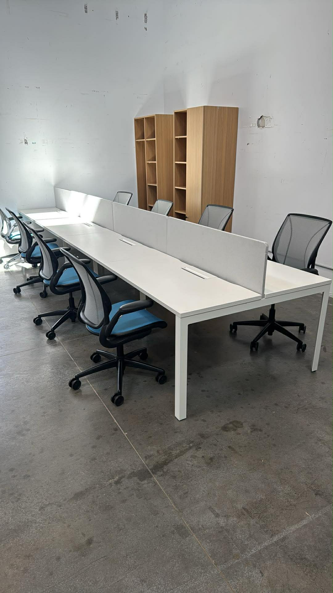 Herman Miller Layout Studio Workstation Pod - 8 Person (Powered)