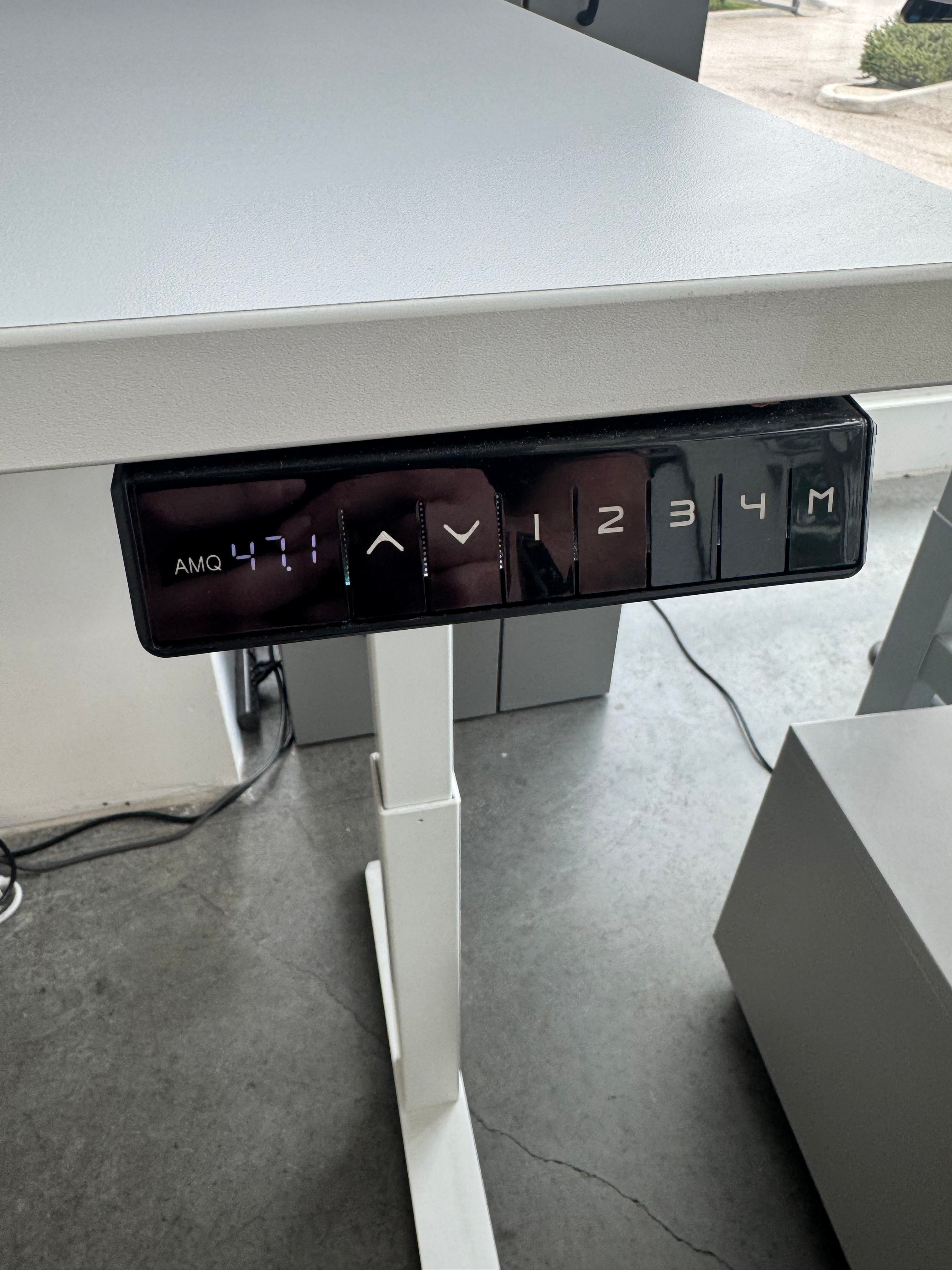 AMQ by Steelcase Sit-to-Stand Desk