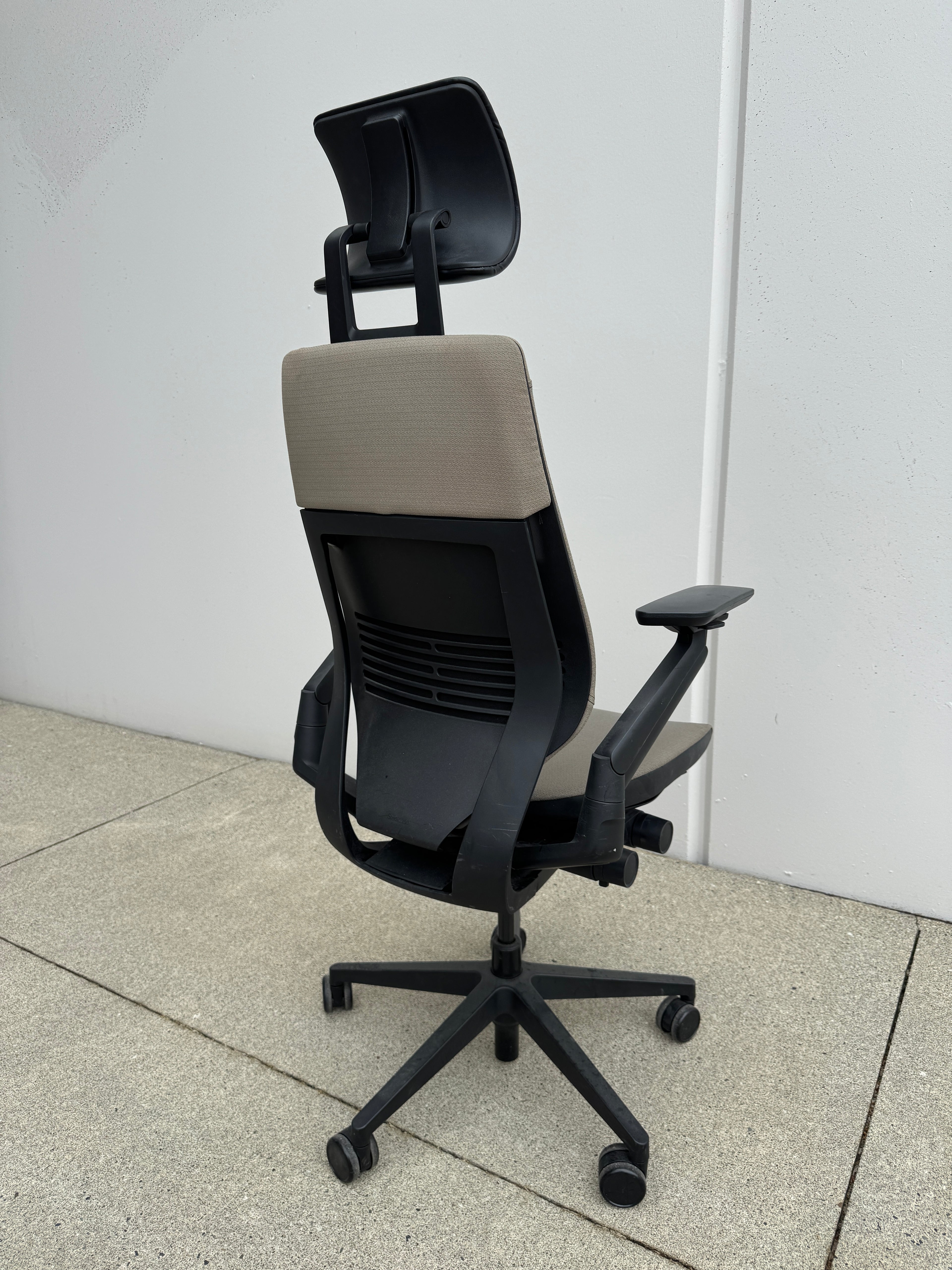 Steelcase Gesture Ergonomic Task Chair with Headrest