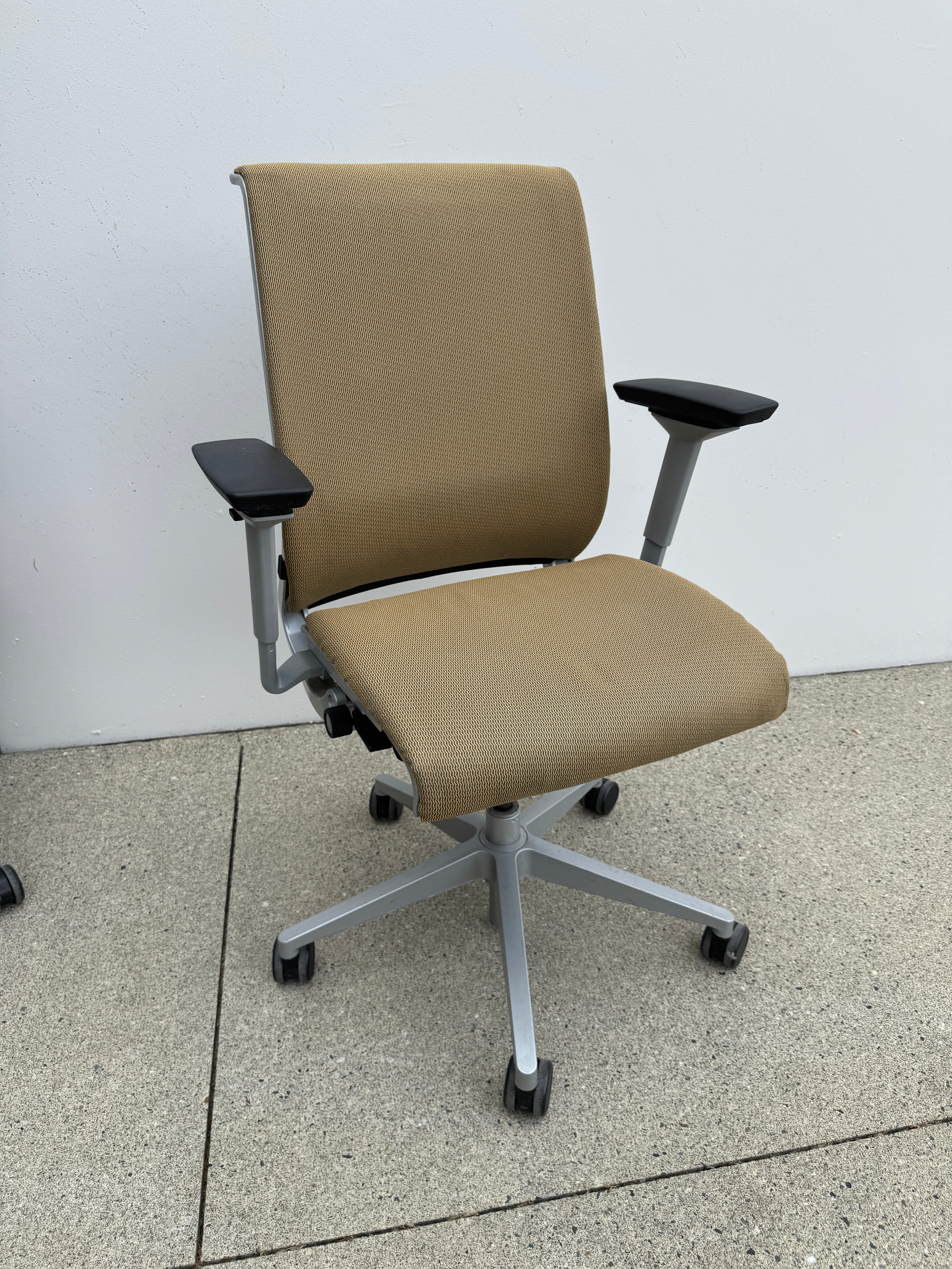 Steelcase Think V1 Ergonomic Office Chair