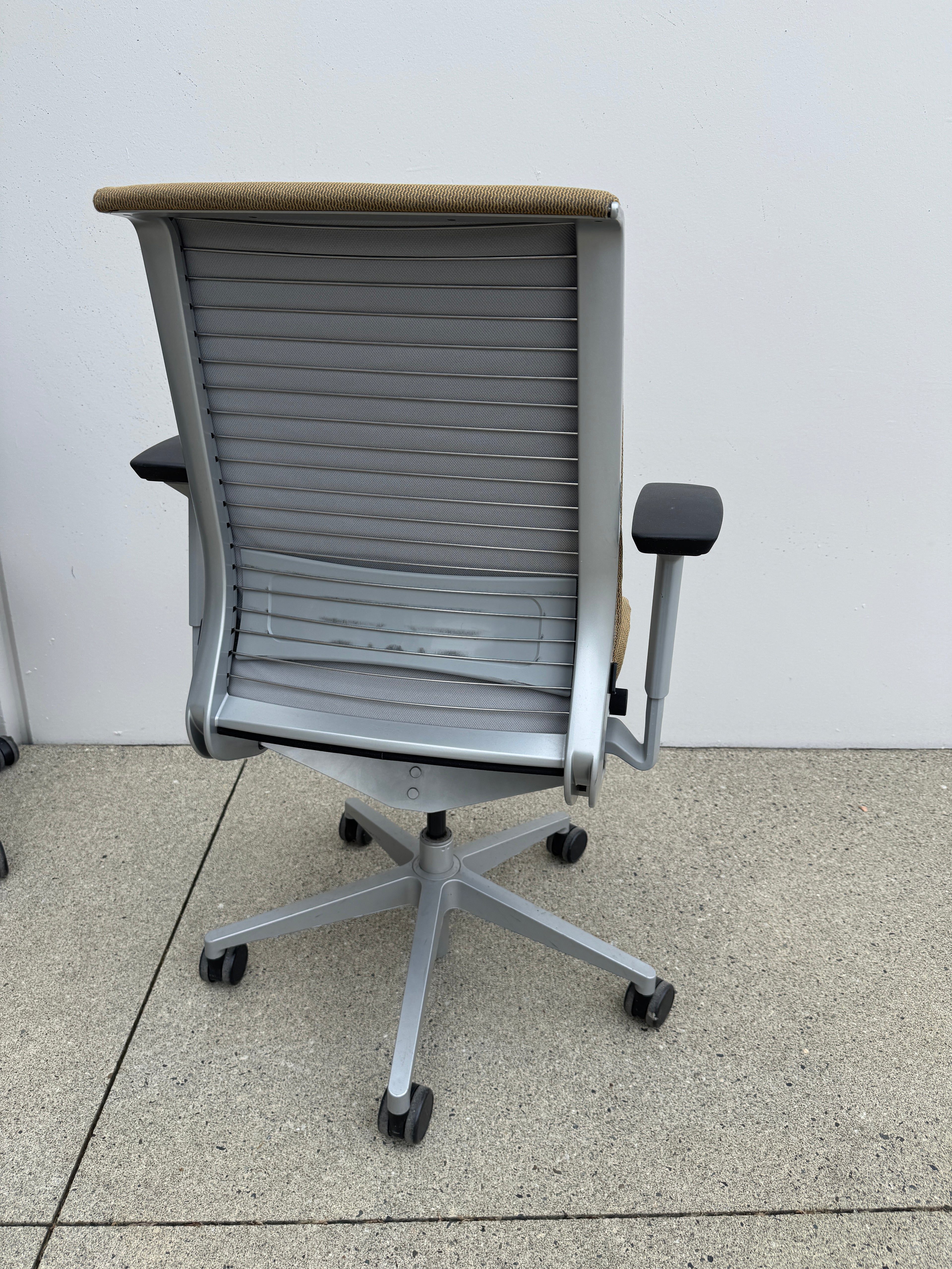 Steelcase Think V1 Ergonomic Office Chair