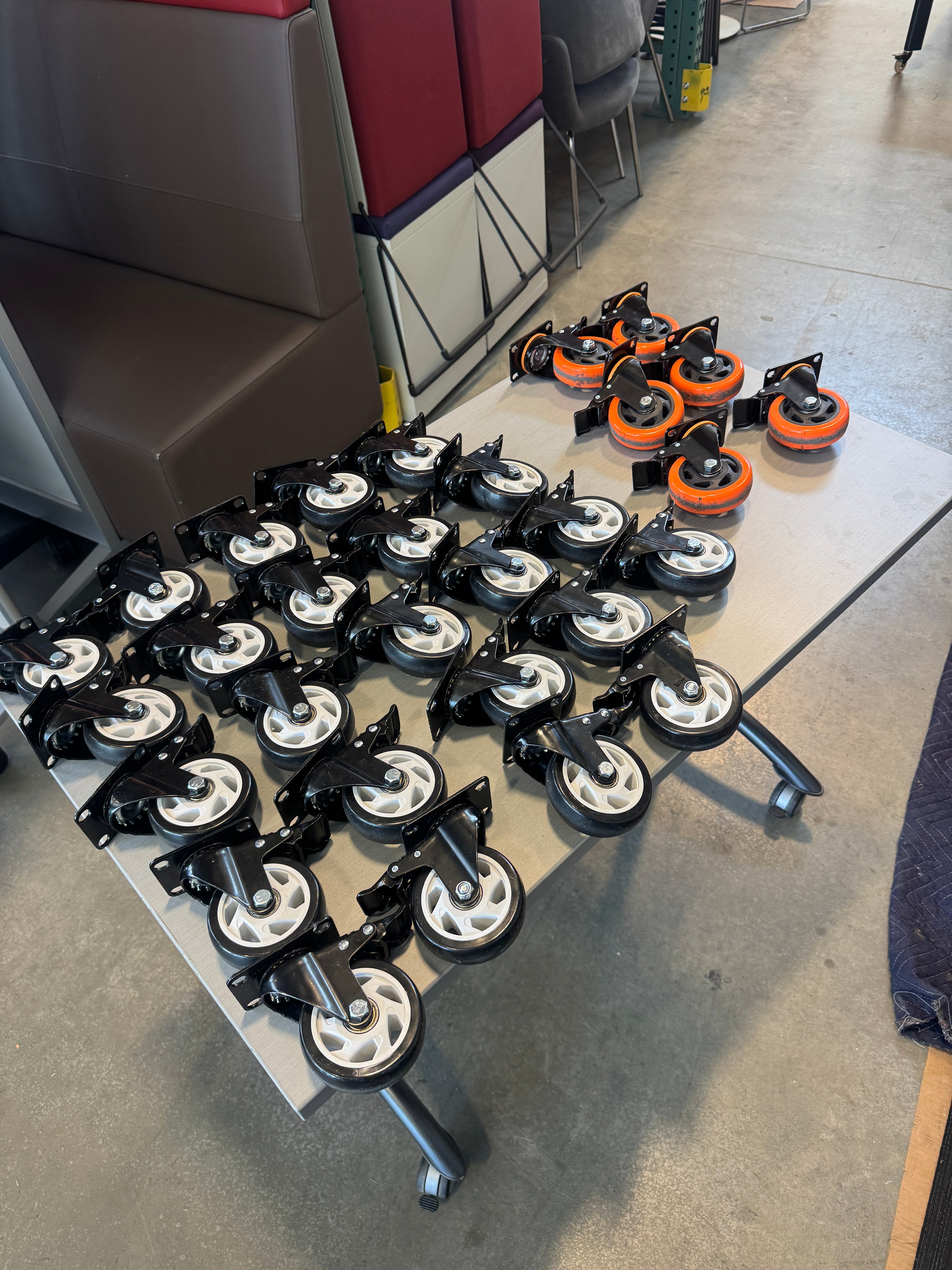 Heavy-Duty / Industrial Locking Castor Wheels – Swivel Casters