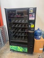 Automatic Products Premier Snack Series 933D Vending Machine
