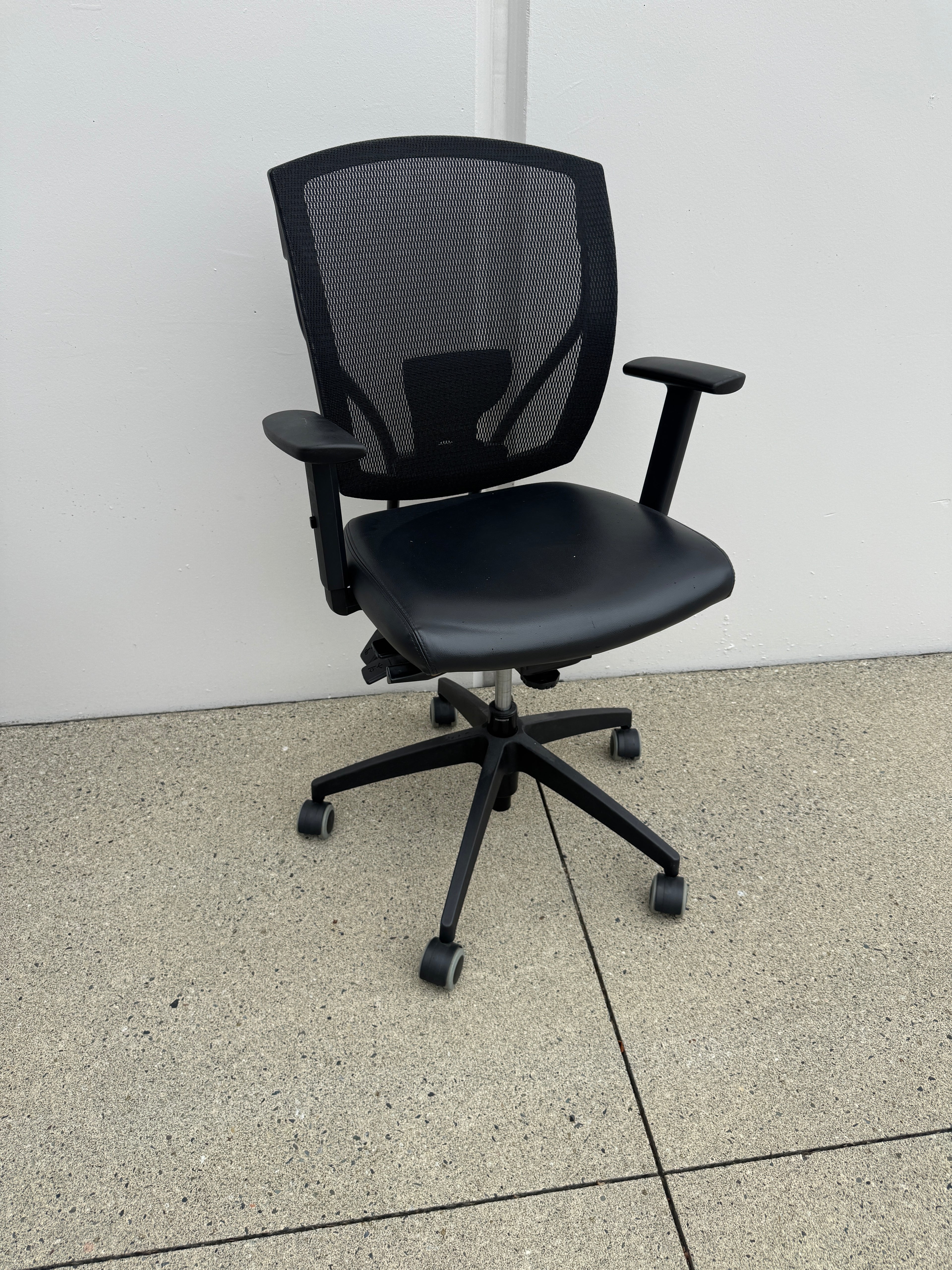 Global Ibex Ergonomic Task Chairs