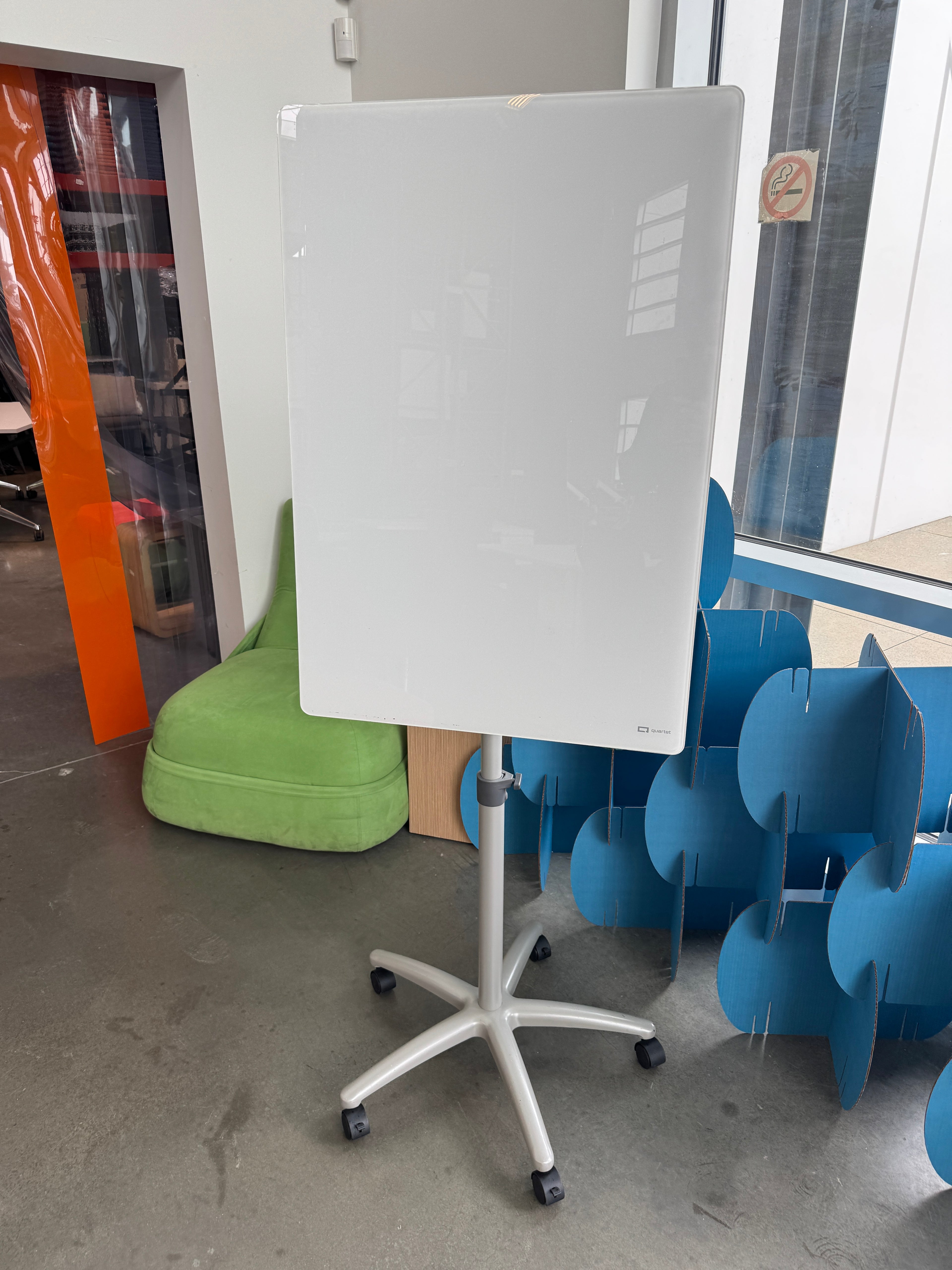 Quartet Glass Magnetic Mobile Whiteboard / Easel