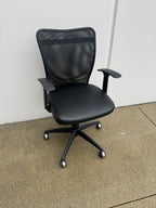 Mesh-Back Task Chair – Black | Adjustable Height & Locking Tilt