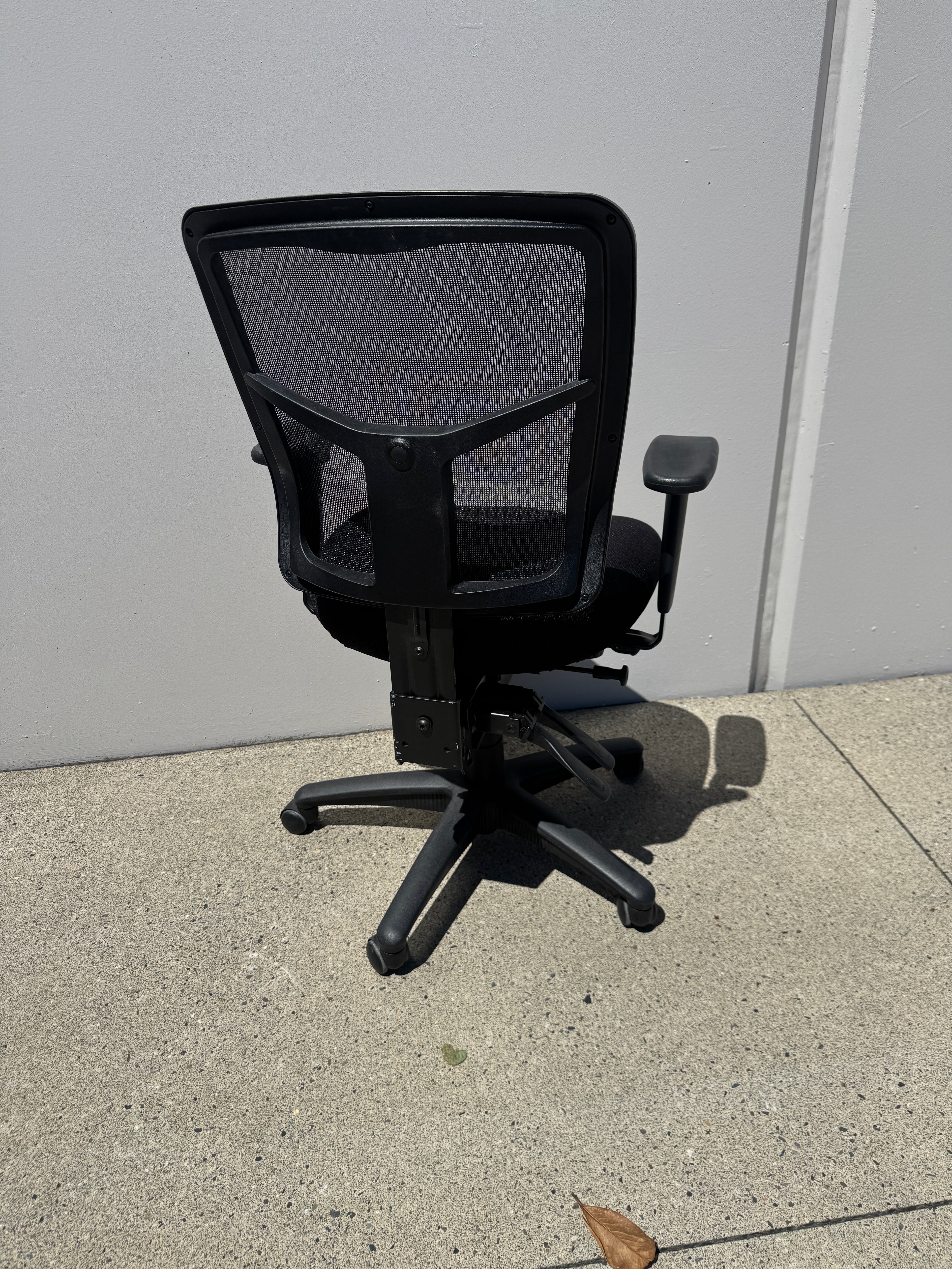 Coolmesh Ergonomic Task Chair