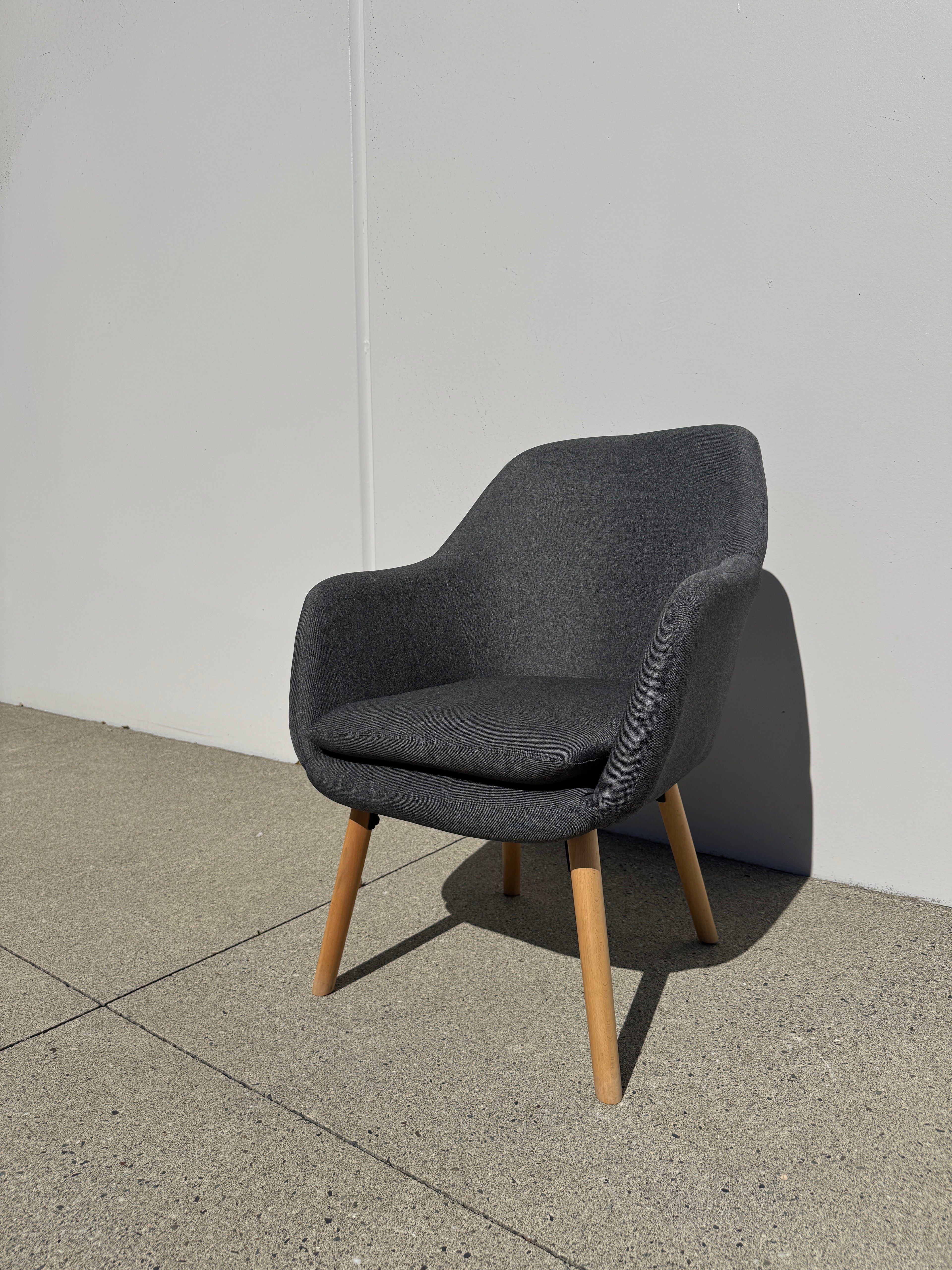 Modern Scandinavian Lounge Chairs – Grey Fabric with Solid Wood Legs