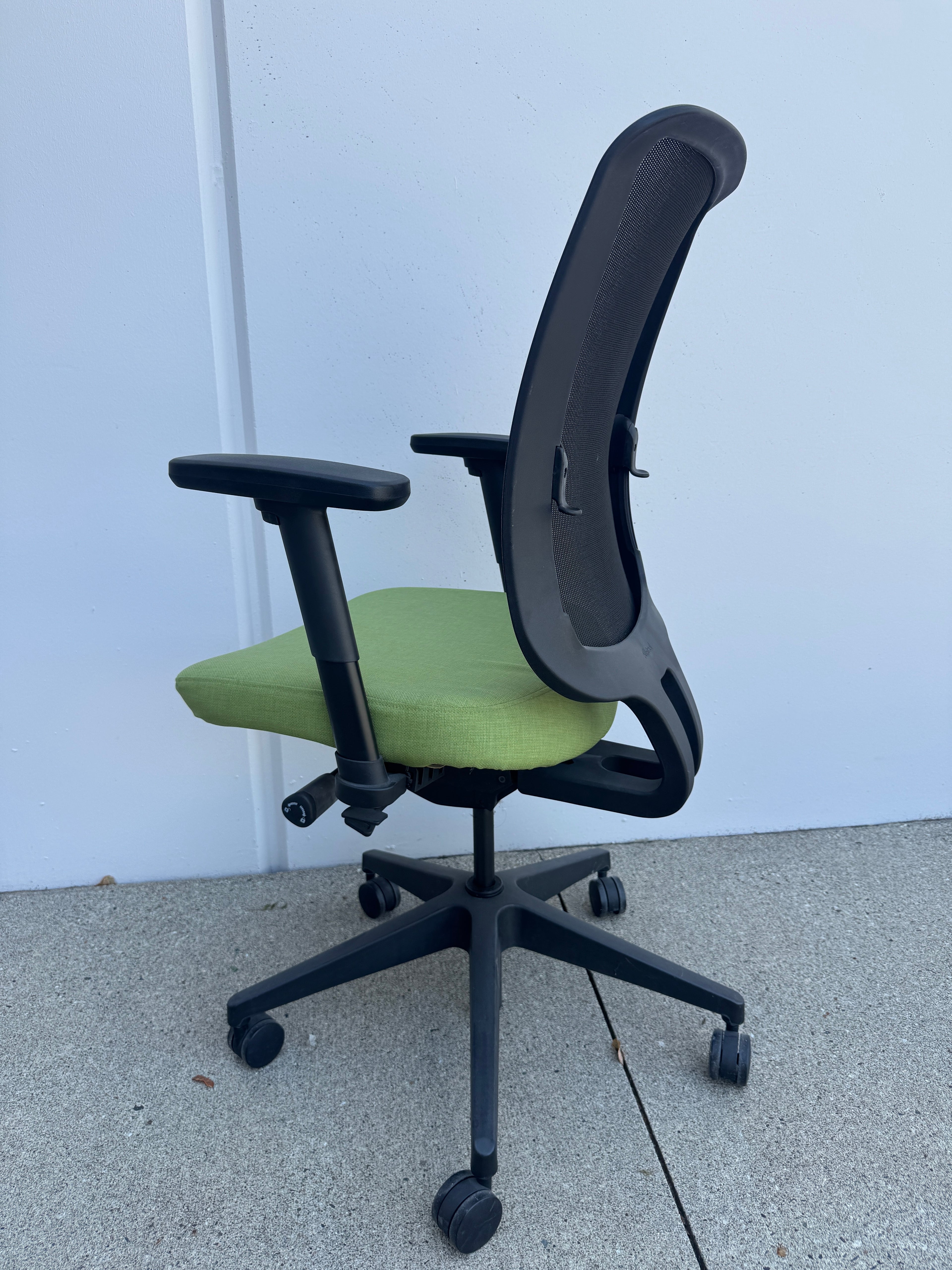 Allsteel Access Mesh Ergonomic Task Chair