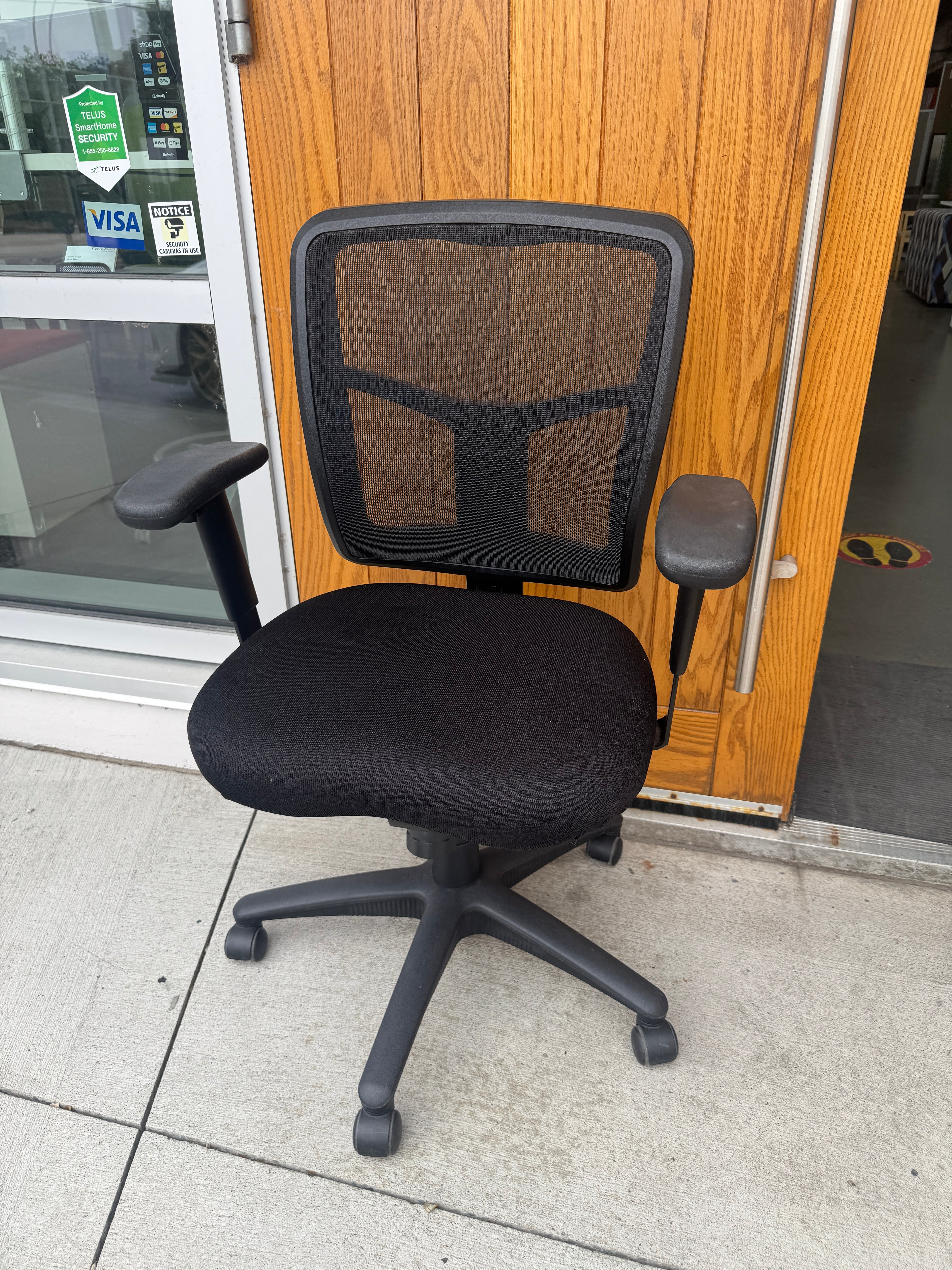 Coolmesh Ergonomic Task Chair