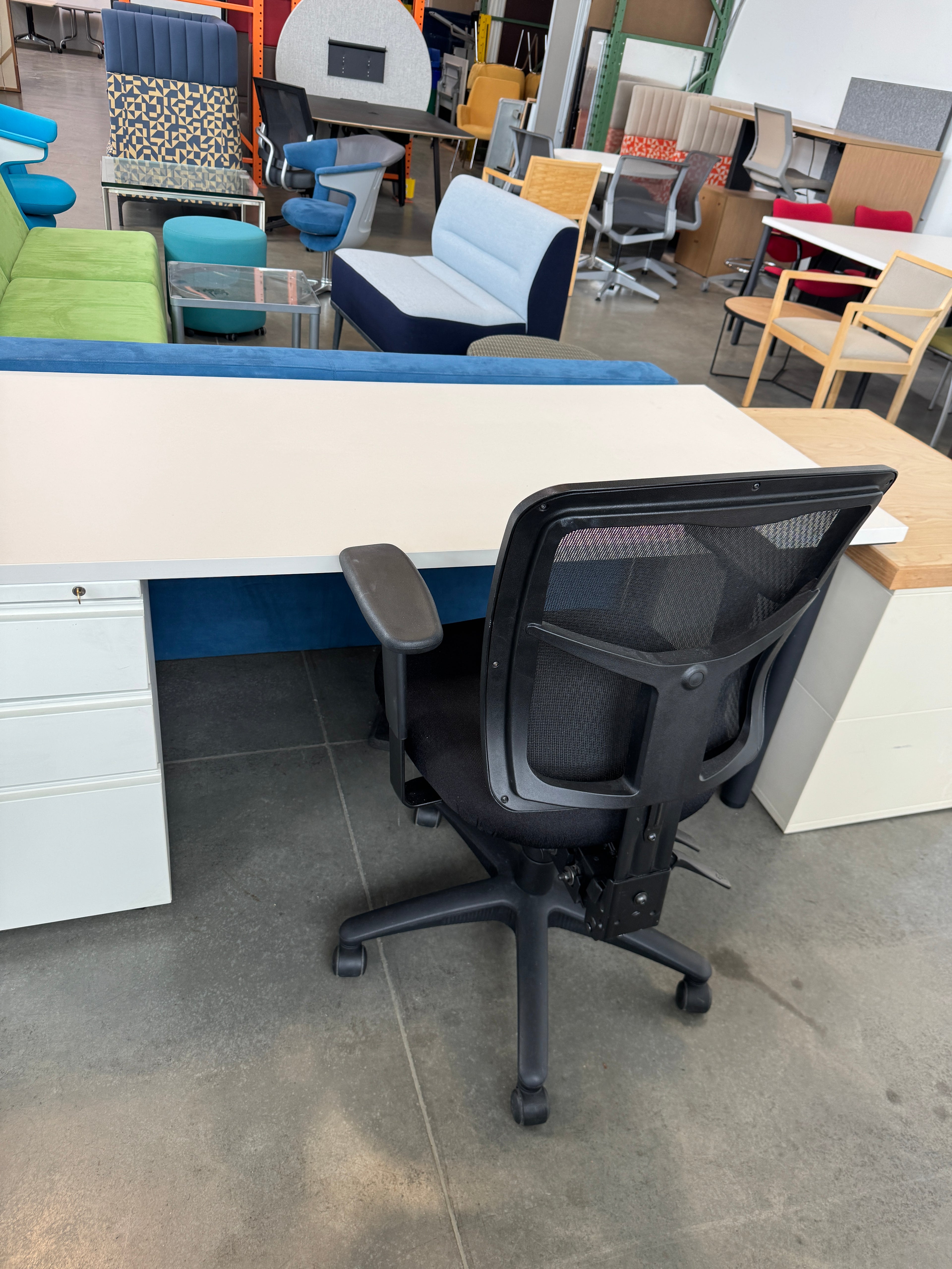 Coolmesh Ergonomic Task Chair