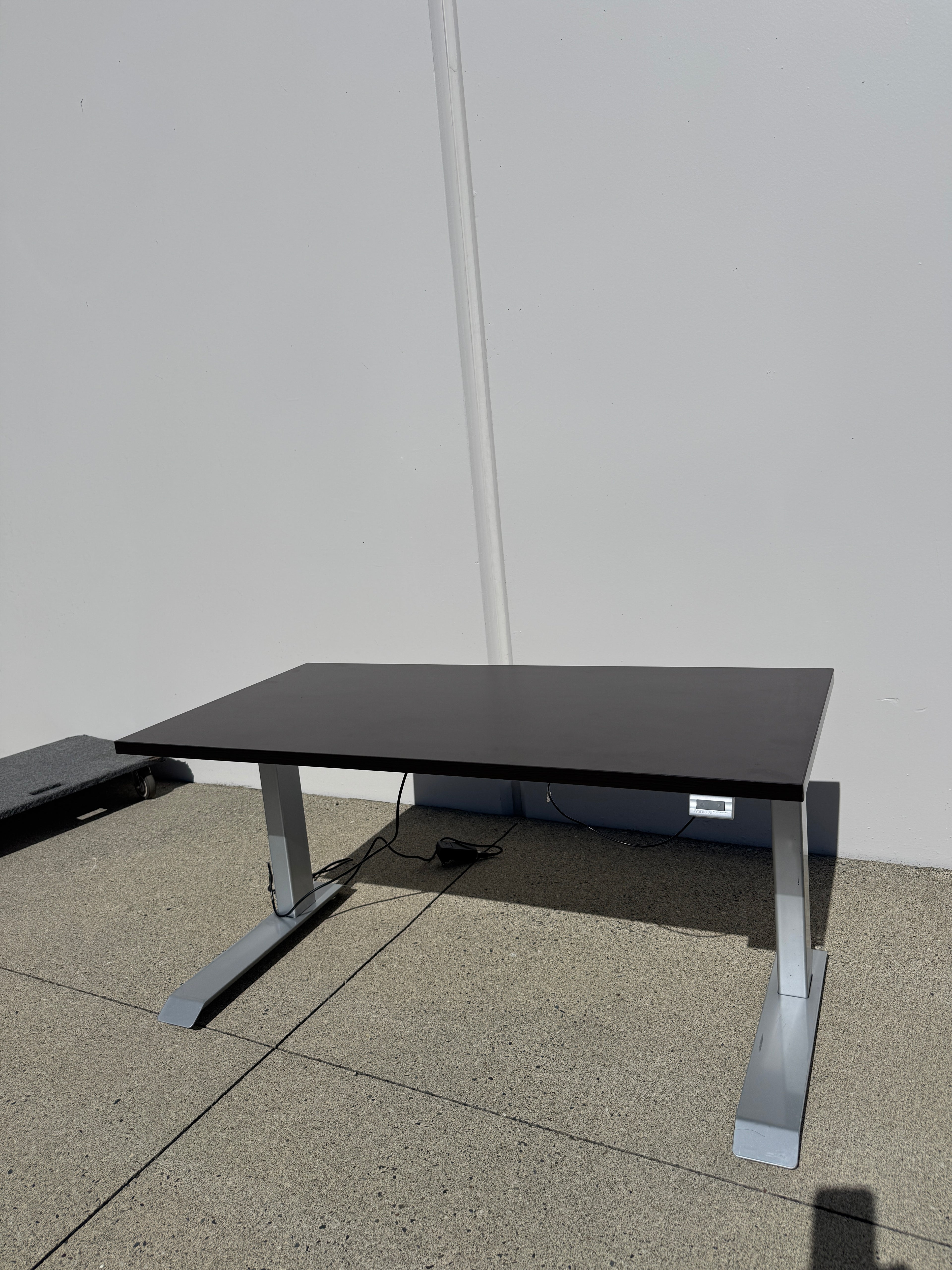 Workrite 48x24 Sit-Stand Desk w/ Upgraded Top