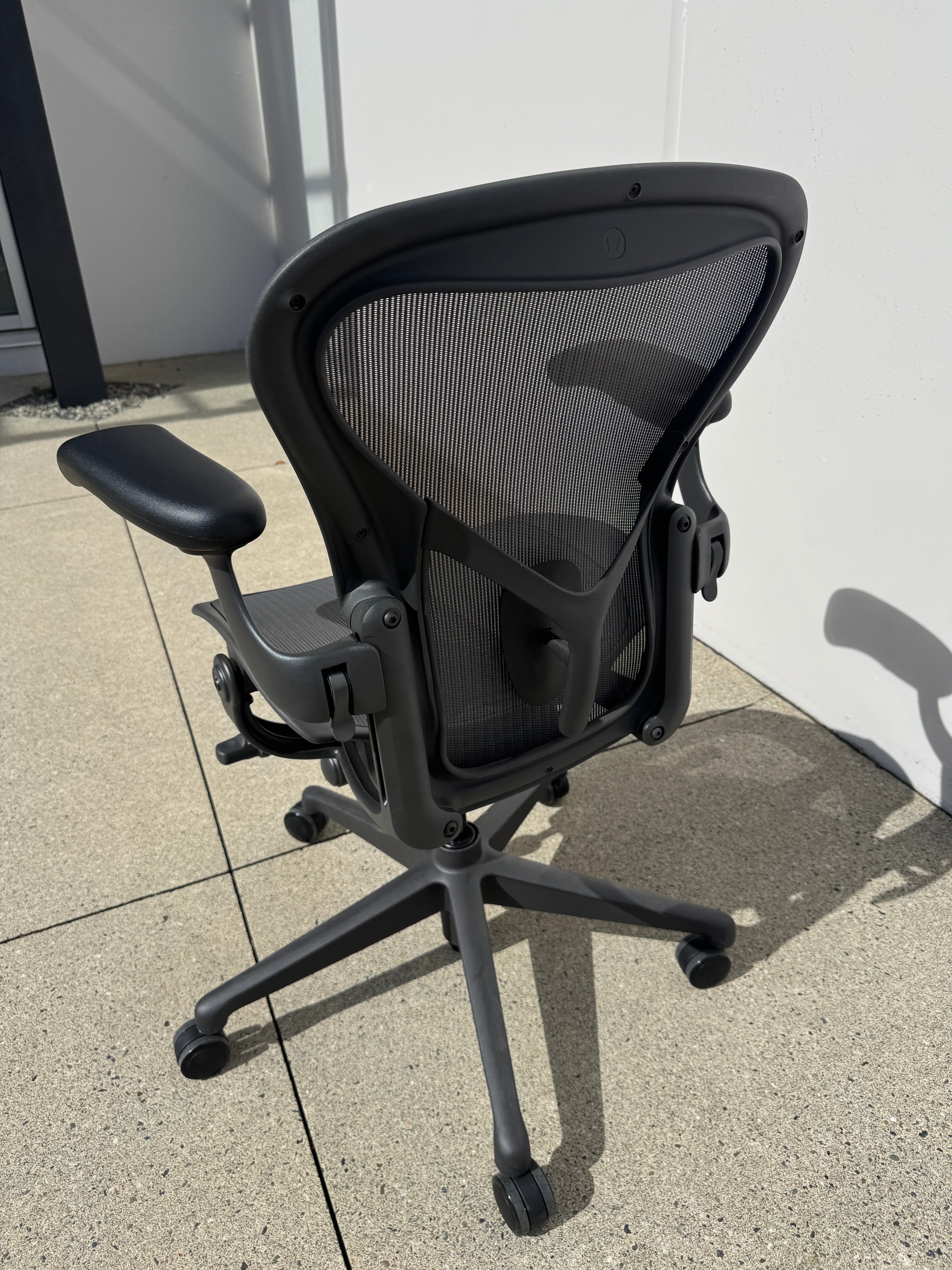 OPEN BOX - Herman Miller Aeron Remastered Chair – Size A