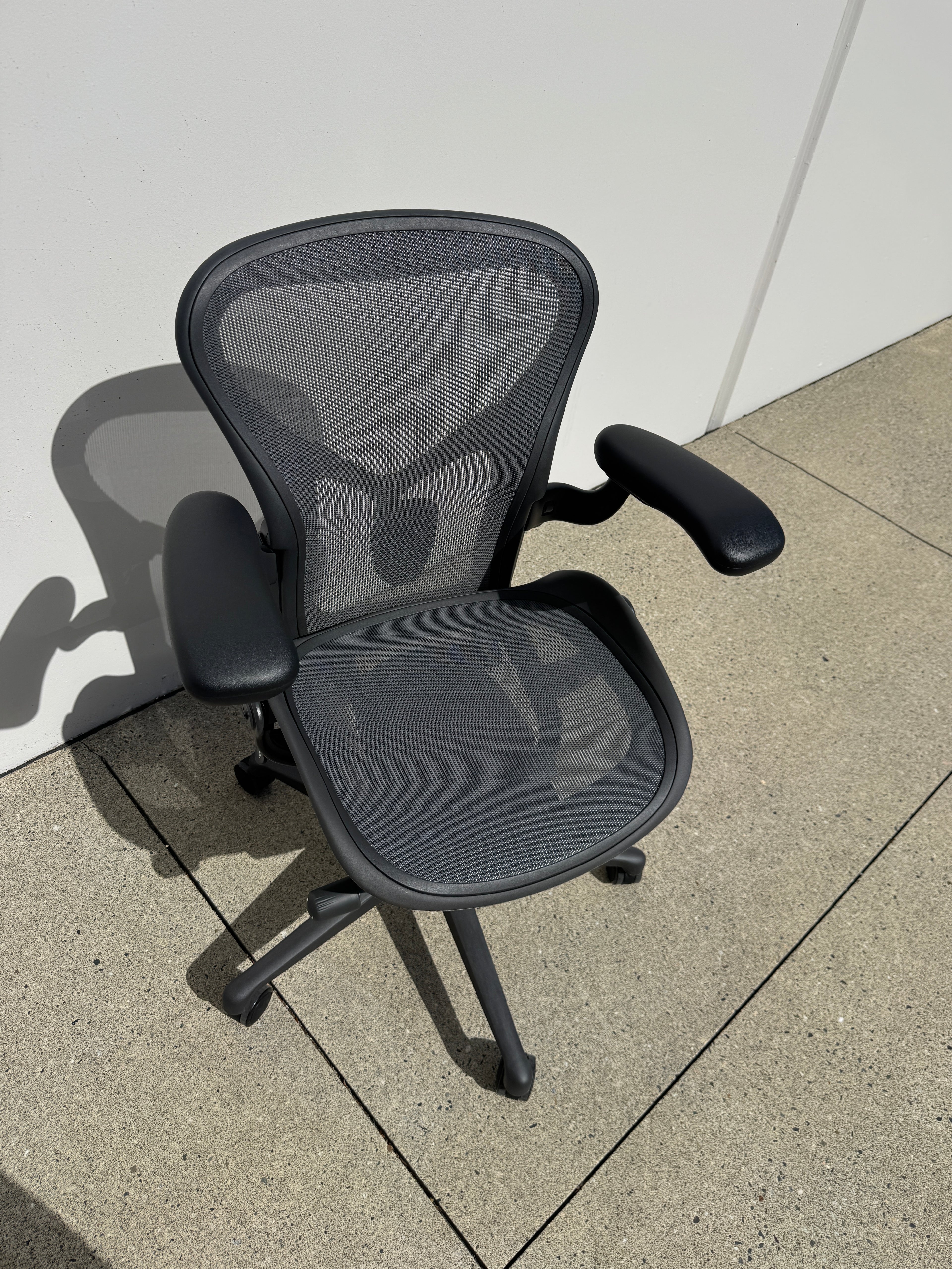 OPEN BOX - Herman Miller Aeron Remastered Chair – Size A