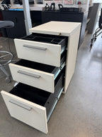 Herman Miller 3-Drawer Pedestal – Locking