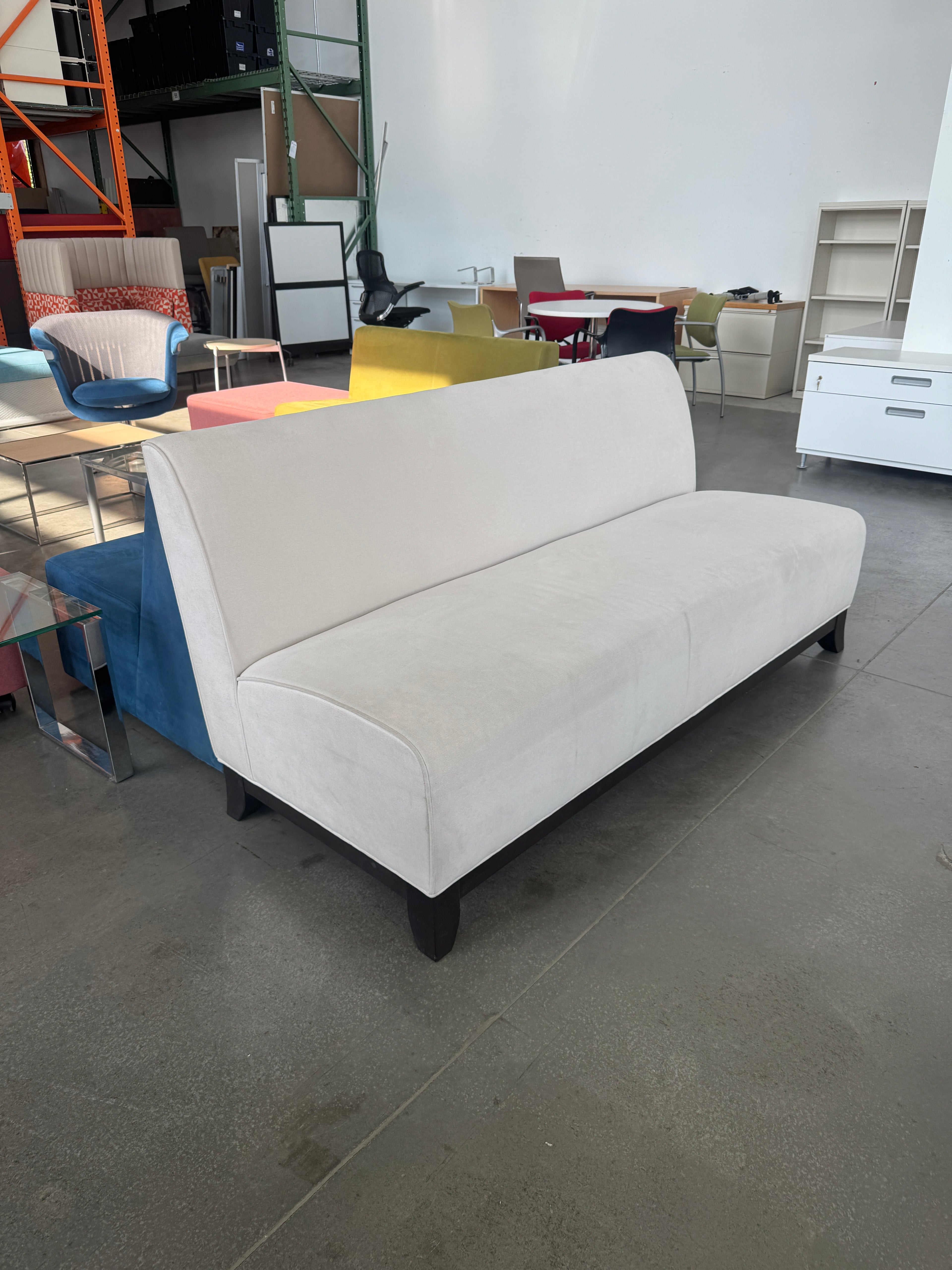 Modern Commercial Lounge Sofa – Off White Fabric