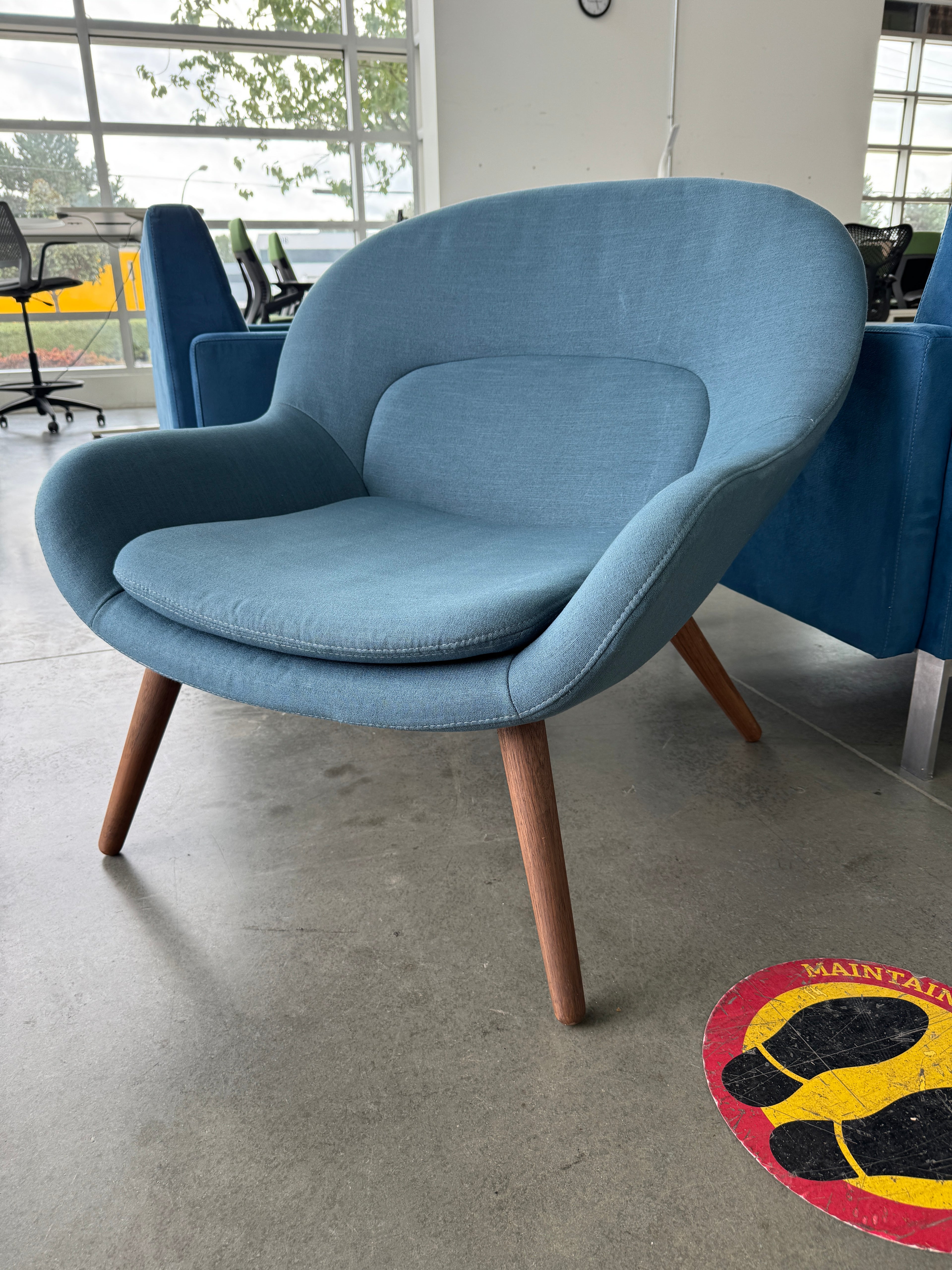 Bolia Philippa Lounge Chair - Mid Century Modern Design