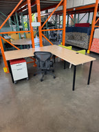 6' x 6' L-Shaped Office Desk – Light Wood Finish