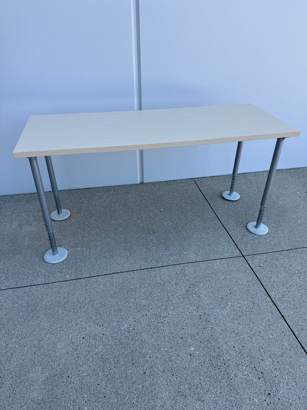 Herman Miller Manual Height Adjustable Desk