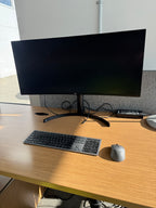 LG 35" Curved UltraWide Monitor – USB-C | 100Hz | HDR