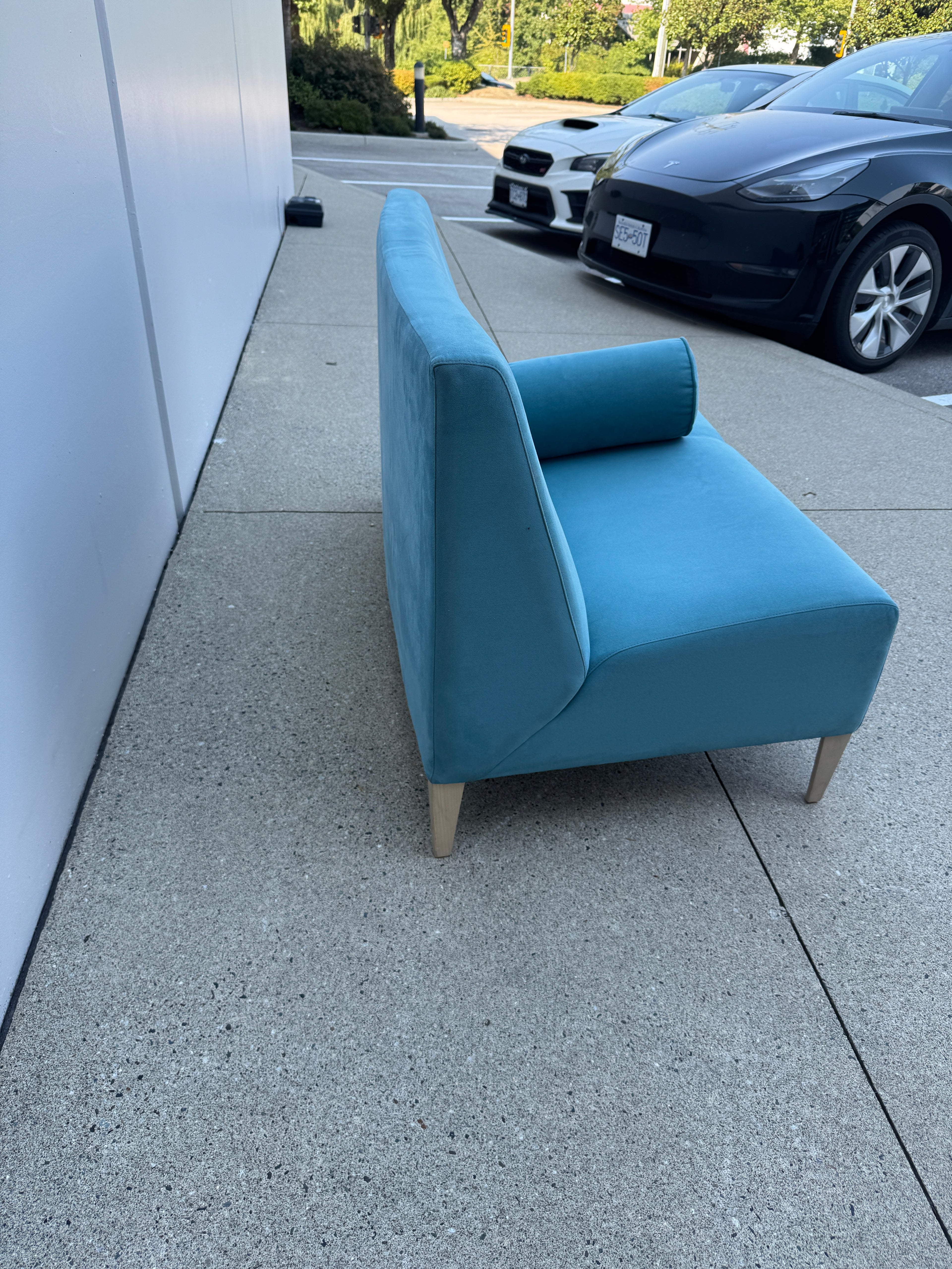Steelcase Coalesse Circa Lounge Sofa – 54" Double Seater