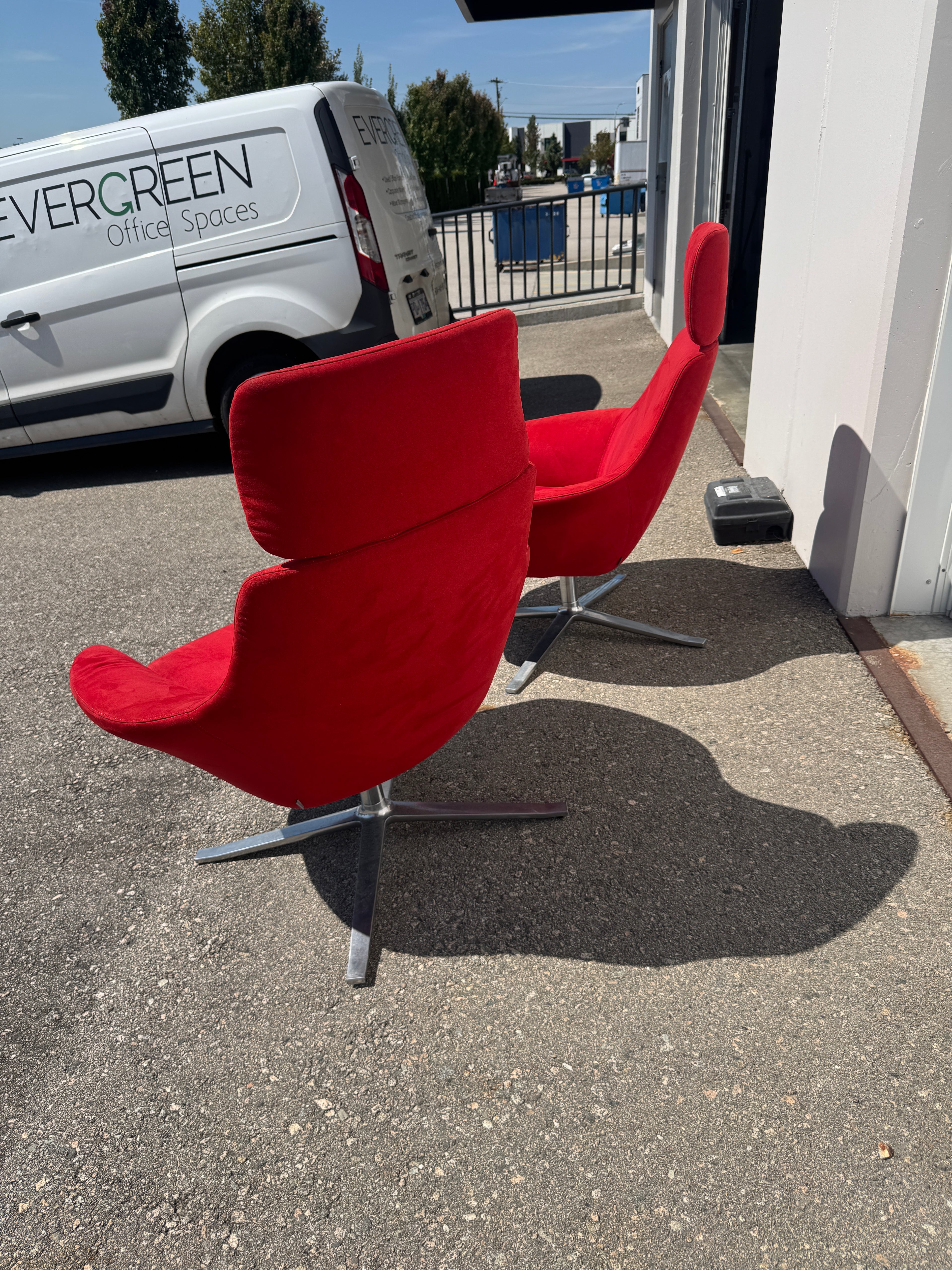 Walter Knoll "Oscar" Designer Lounge Chair by PearsonLloyd