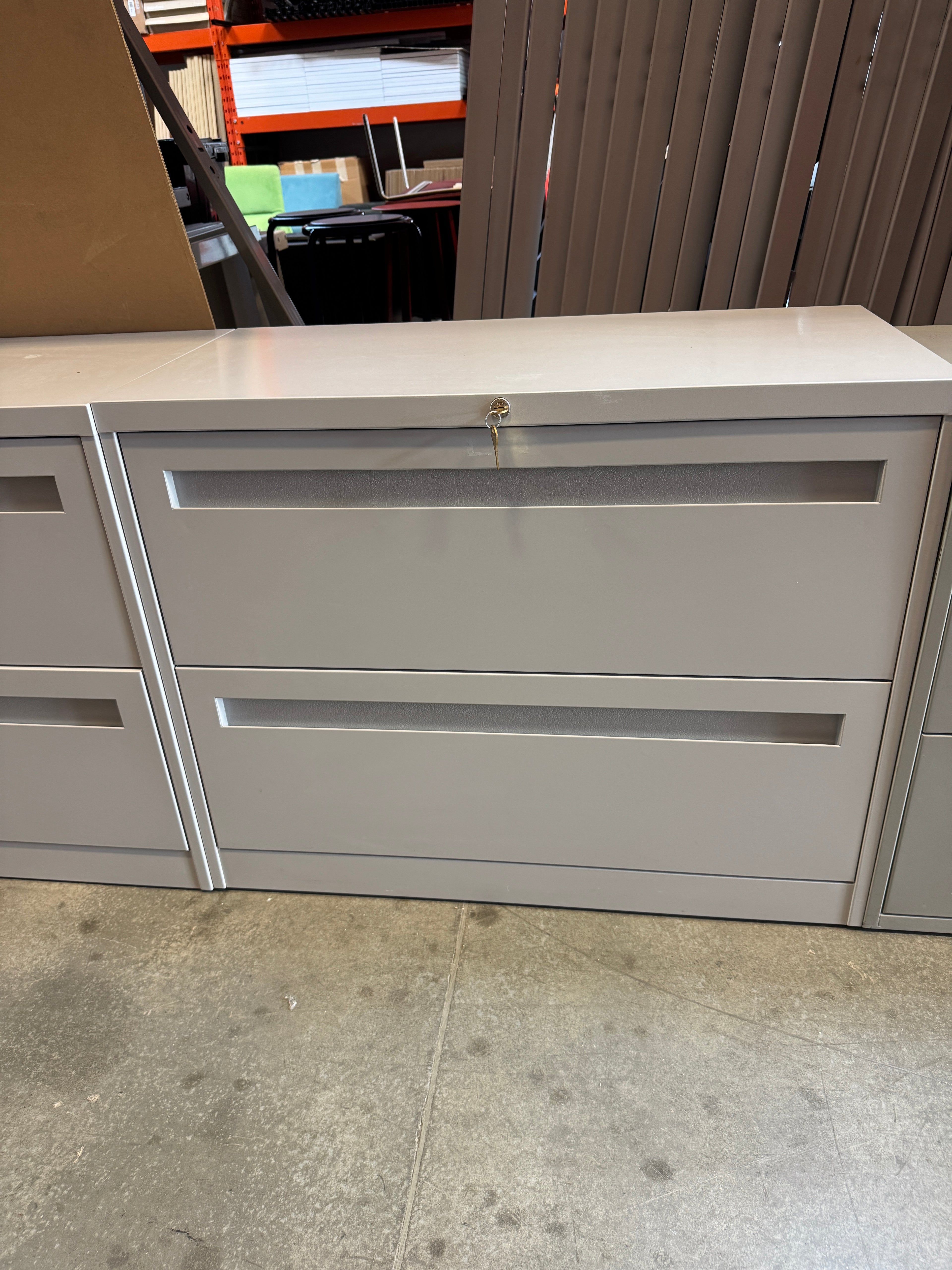 Steelcase 2-Drawer Lateral Filing Cabinet – Locking