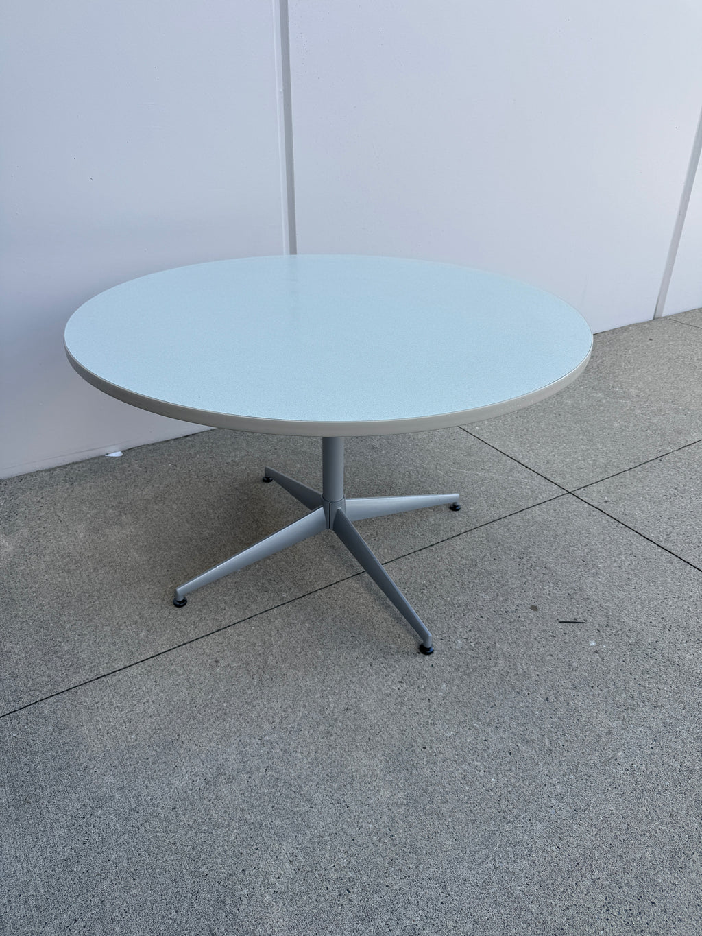 Teknion 48” Round Meeting Table
