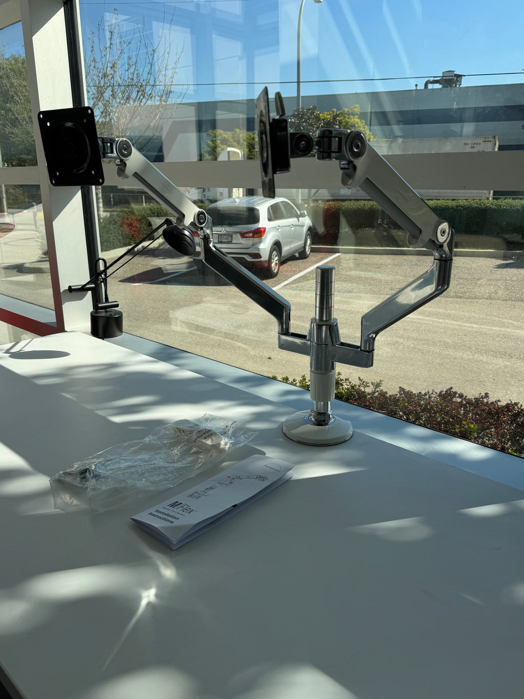 Humanscale M/Flex Dual Monitor Arm – New in Box