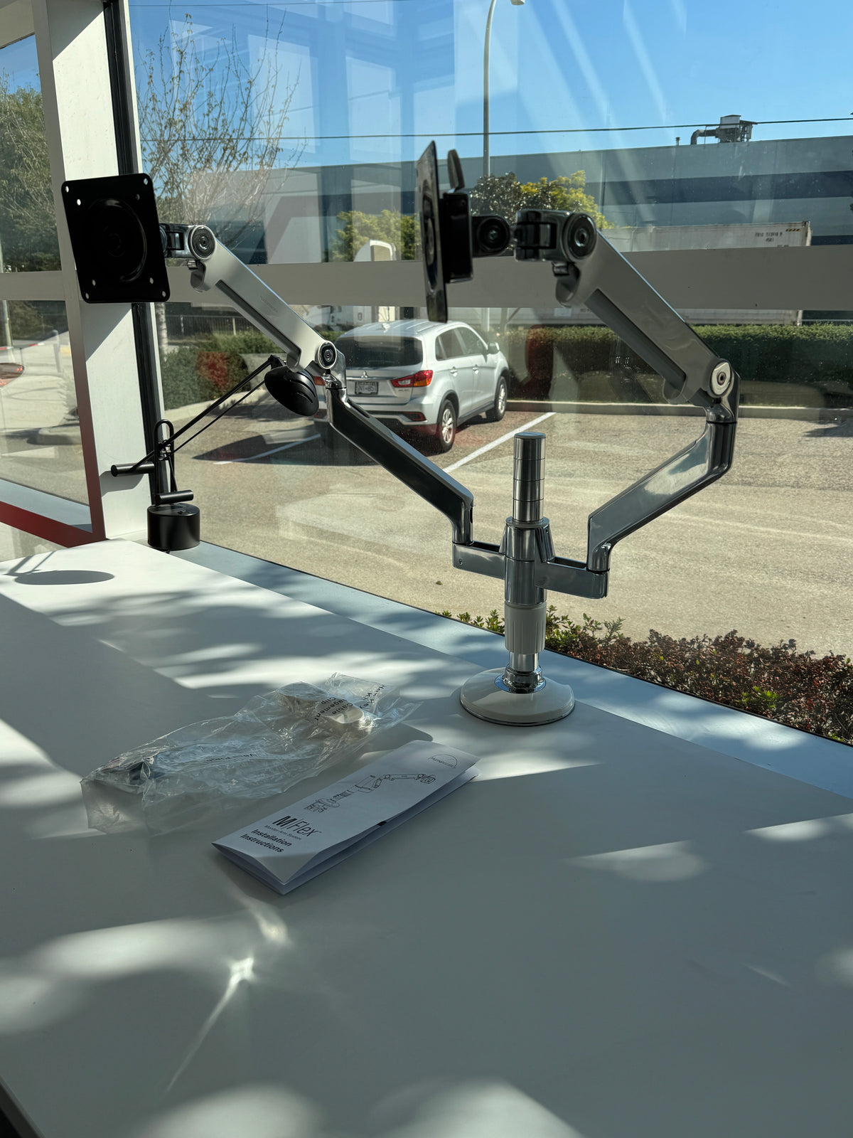 Humanscale M/Flex Dual Monitor Arm – New in Box