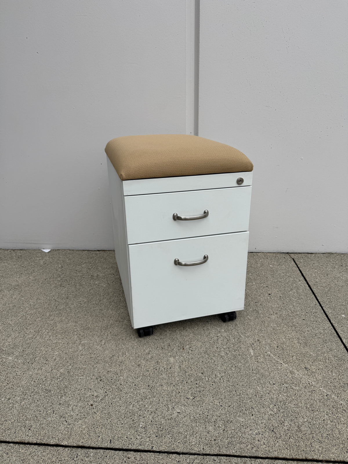 Steelcase 2-Drawer Mobile Pedestal with Cushion
