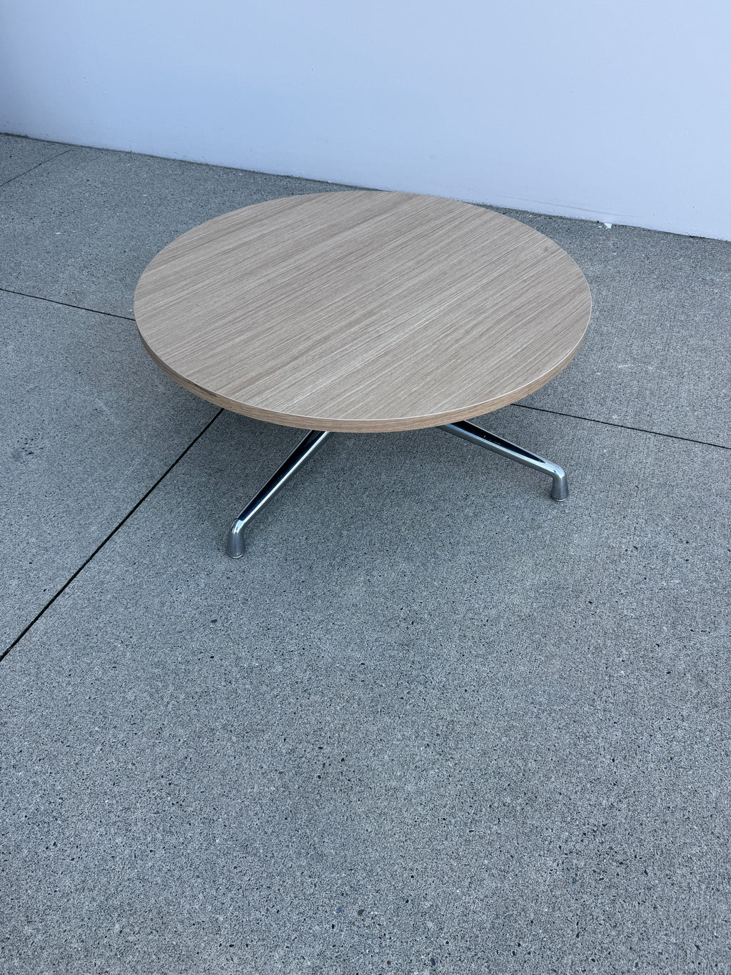 Herman Miller Eames 36” Round Coffee Table