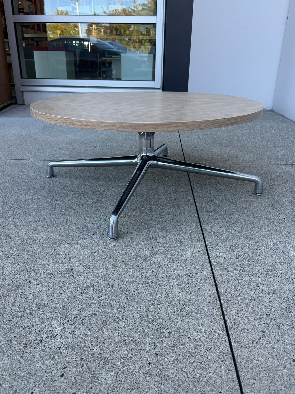 Herman Miller Eames 36” Round Coffee Table