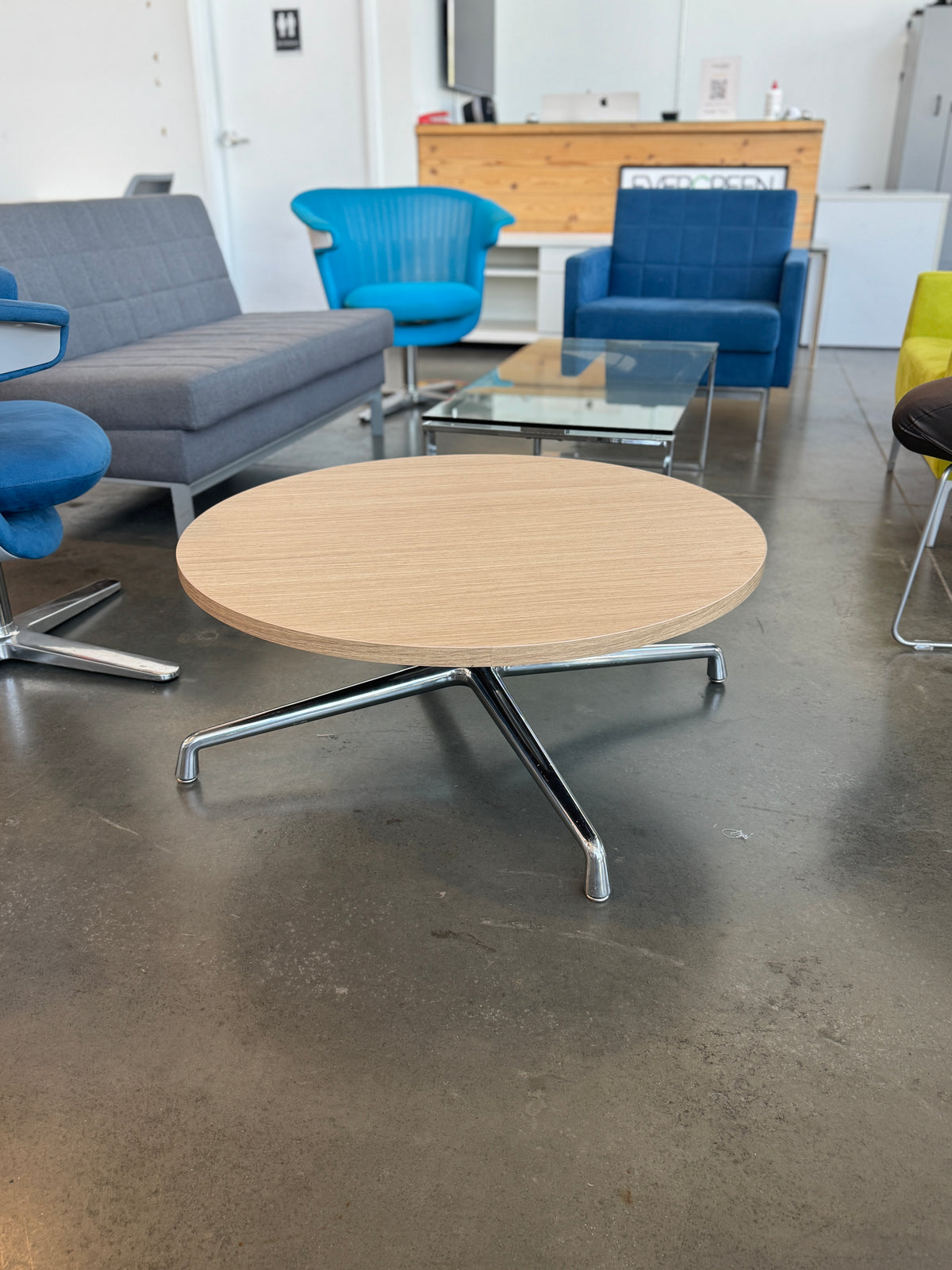 Herman Miller Eames 36” Round Coffee Table