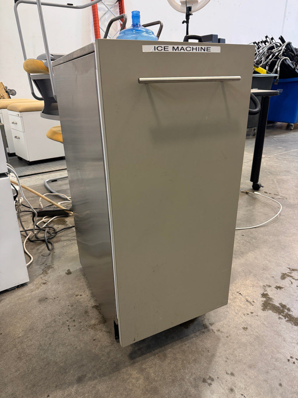 Sub-Zero UC-15IP 15" Undercounter Ice Maker with Pump