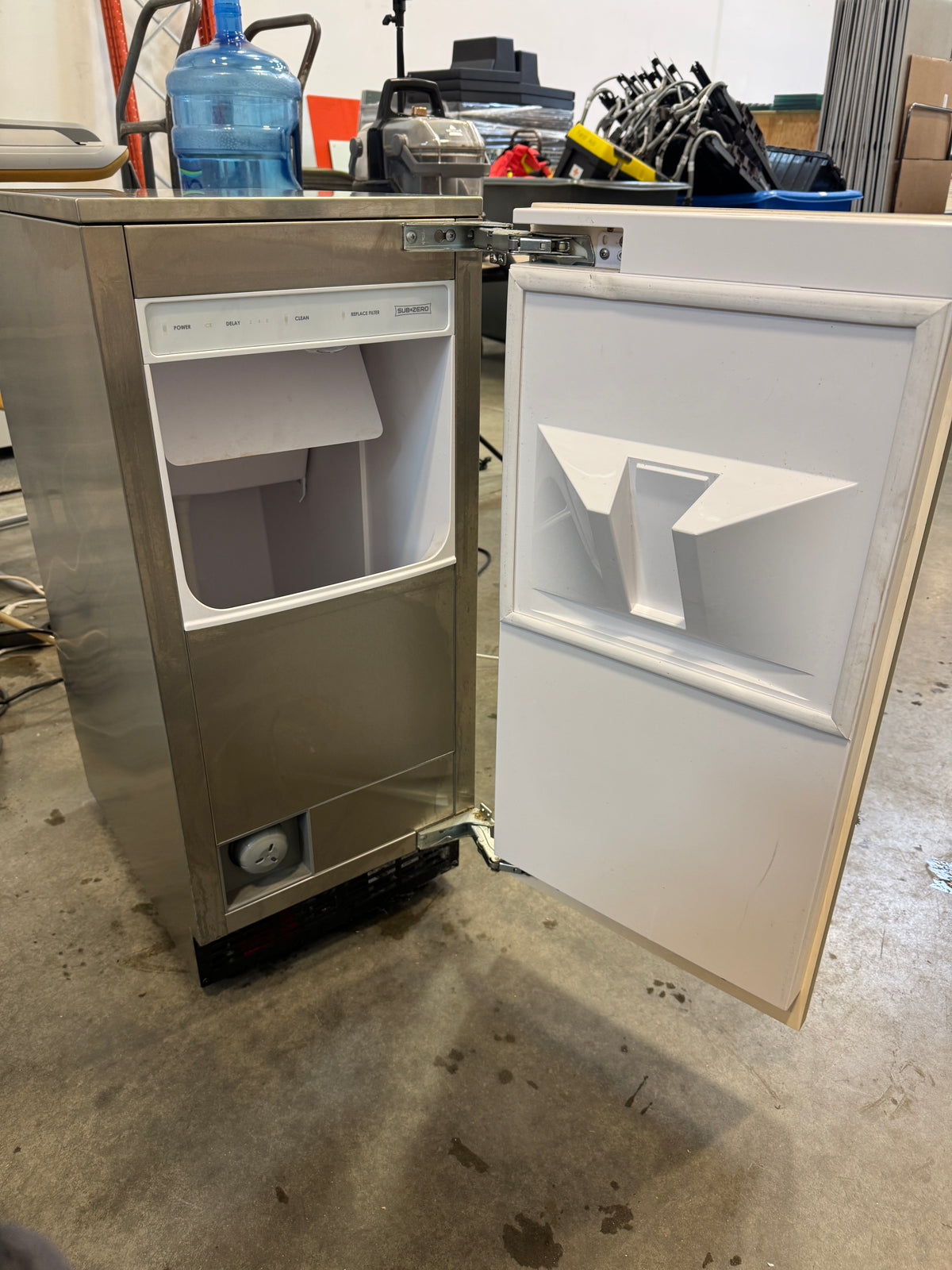 Sub-Zero UC-15IP 15" Undercounter Ice Maker with Pump
